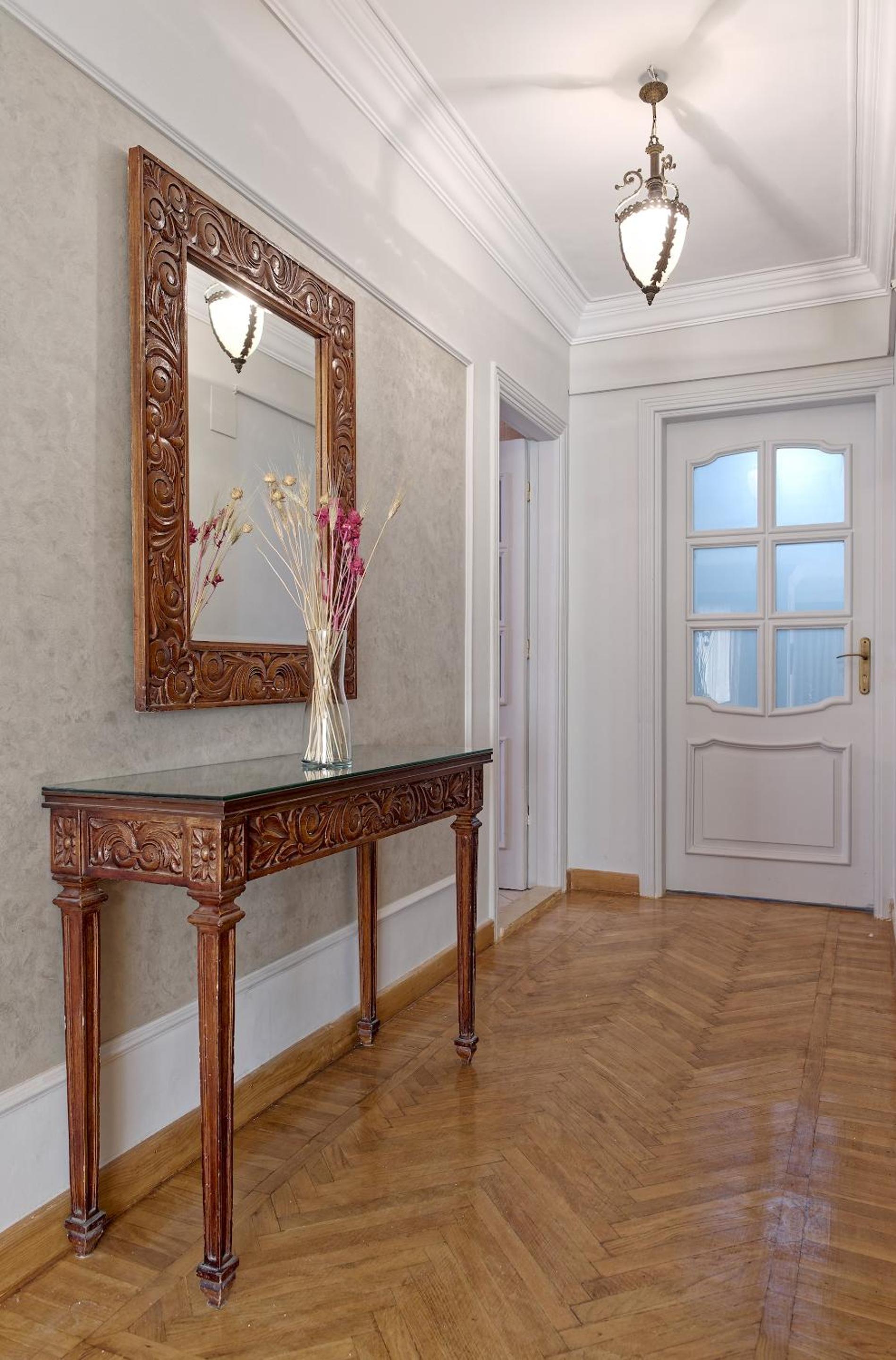 VESTA - Heliopolis Residence