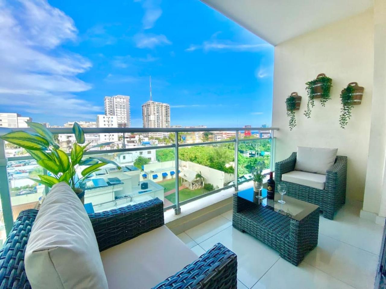 Upscale City Center Apt, Pool - main view