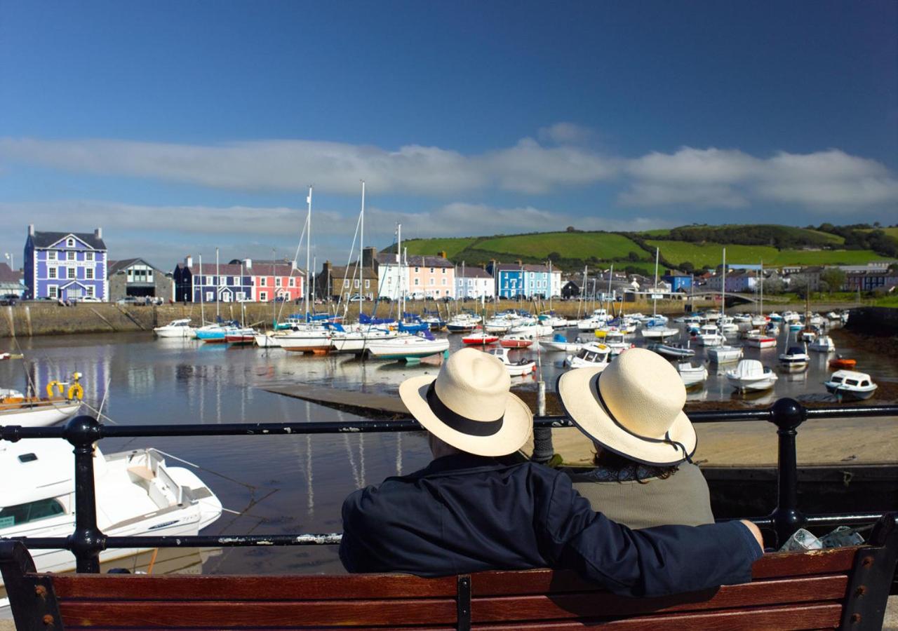 3 Bed in Aberaeron oc-b27954
