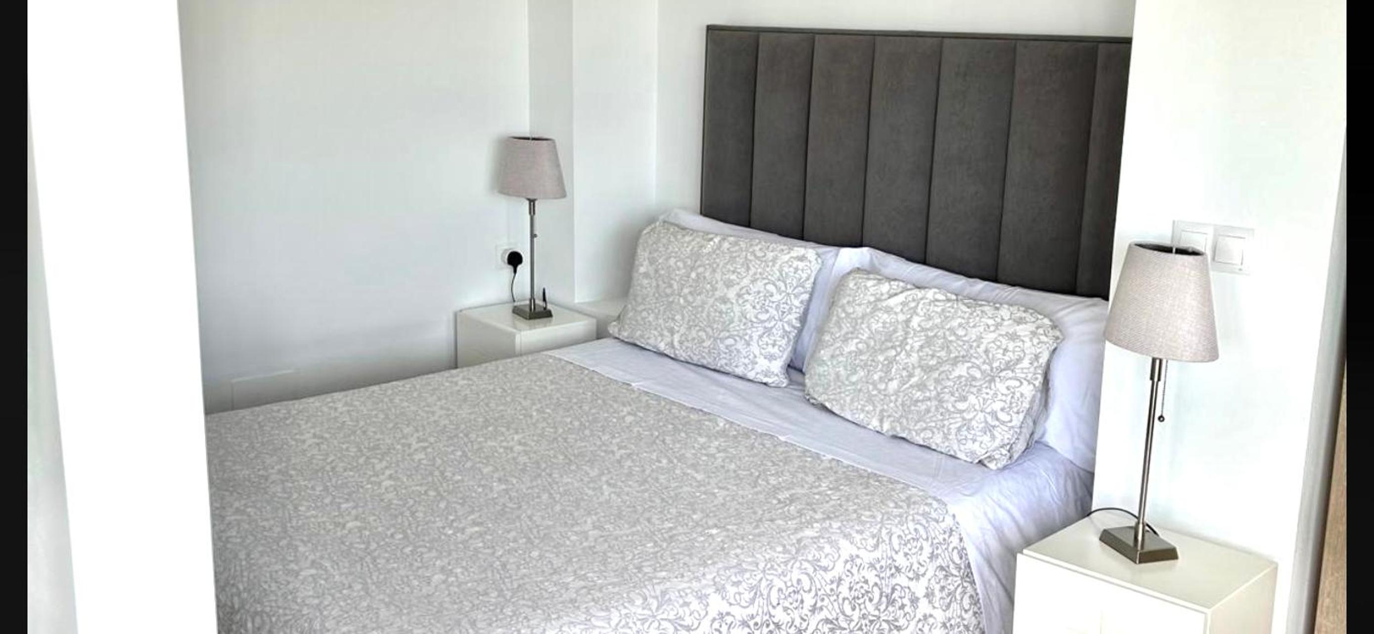 MARBELLA BEACHFRONT- Apartamento junto a la playa y con impresionantes vistas al mar