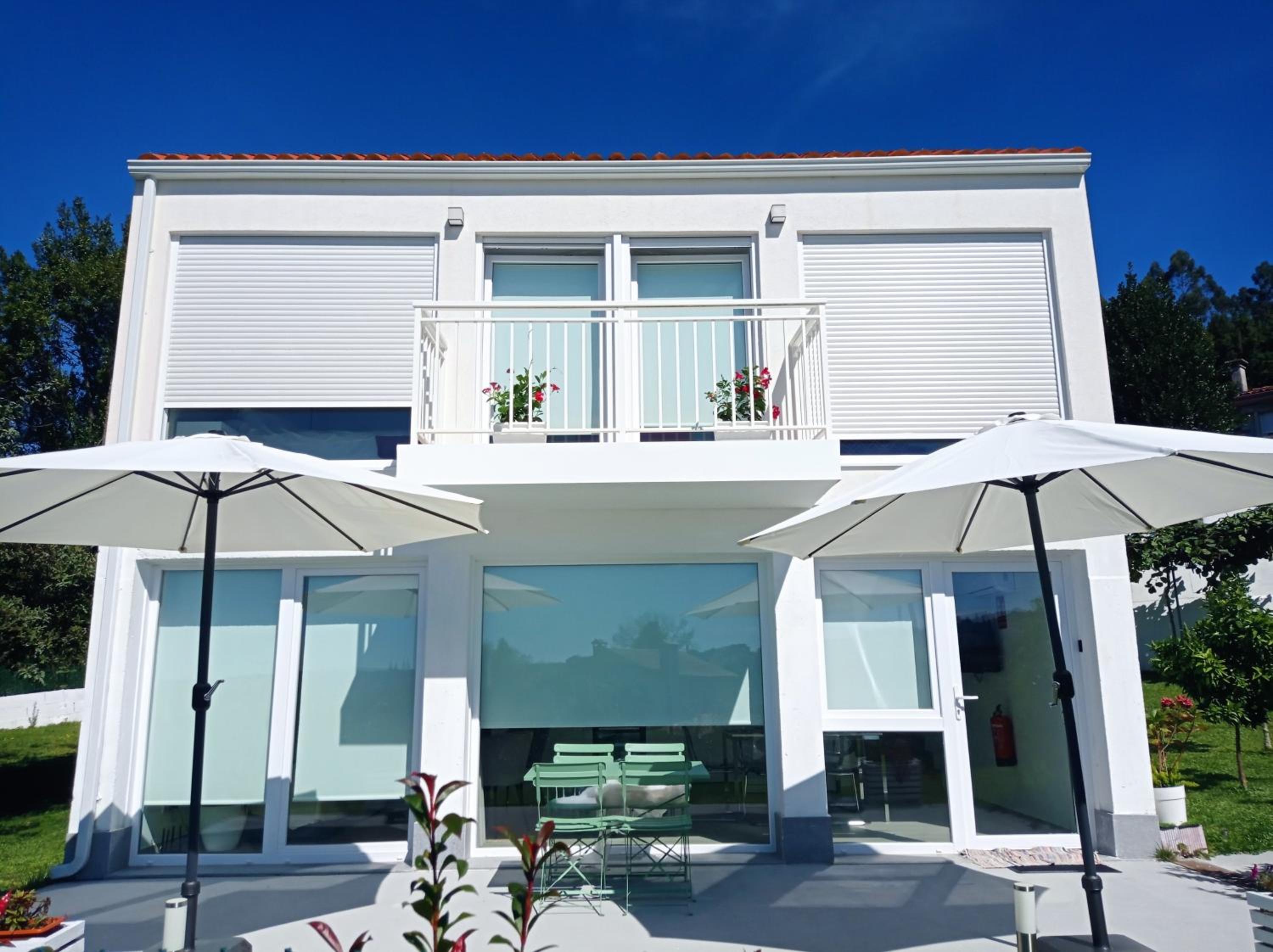 LAR JARDÍN - Casas con parking privado photo 2