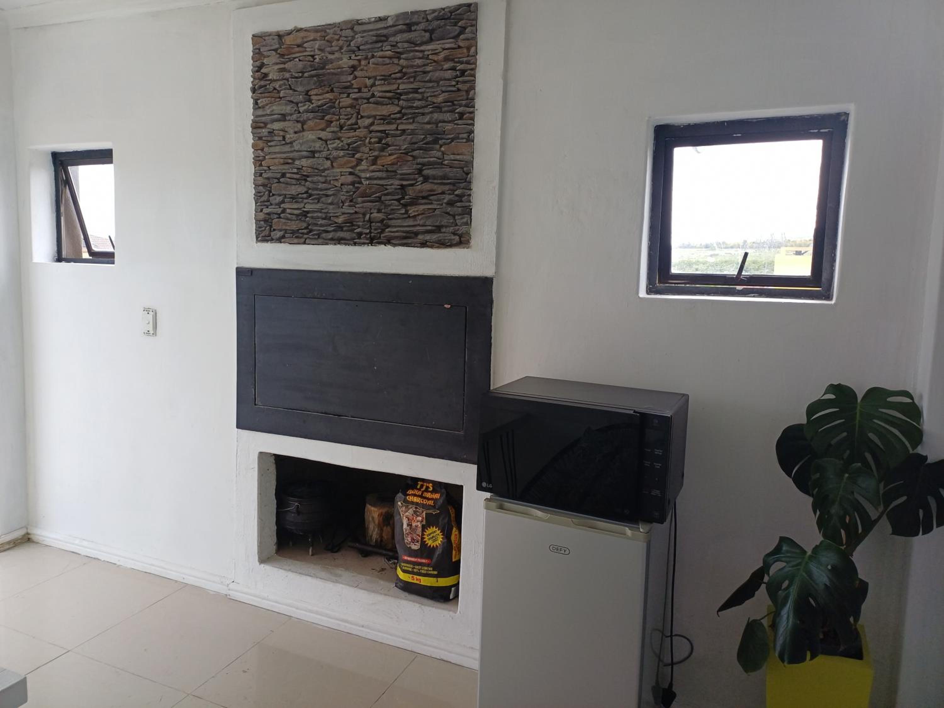 On 36 Neethlingshof view 5