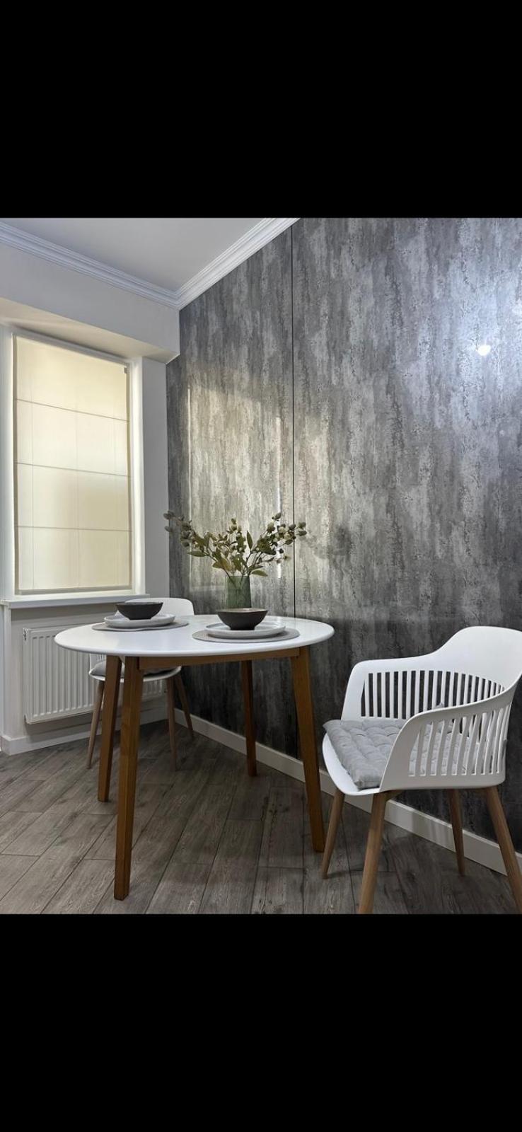 ApartDirect Botanica 2 view 4