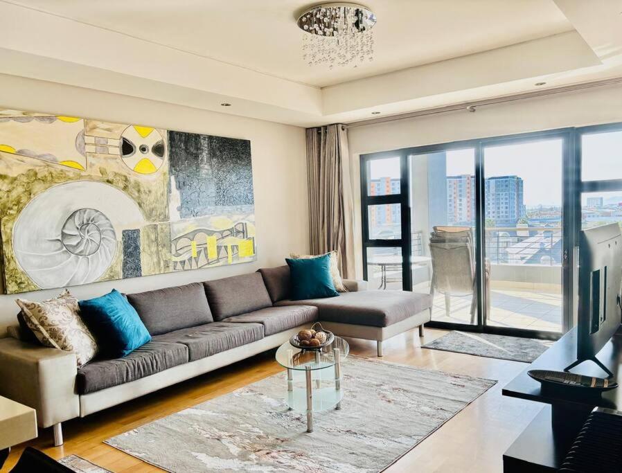 ZALS Luxury- Knightsbridge 2 Bed view 5