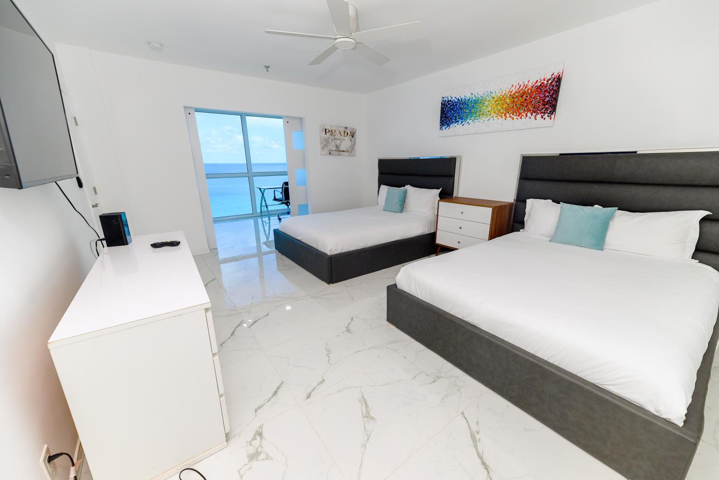 SeaStays-Miami Beach Apartments