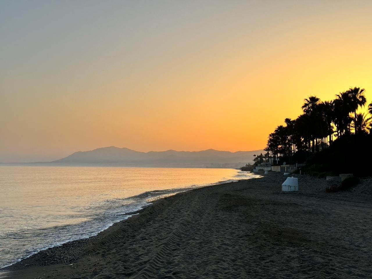 Marbella Bliss 2 Min to Alicate Beach and Pool in Residence