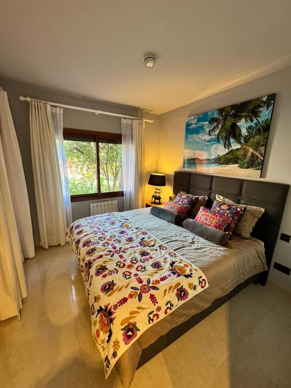 Marbella Bliss 2 Min to Alicate Beach and Pool in Residence