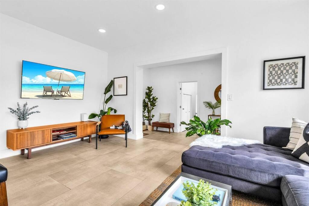 Modern Designer Home in Vibrant Little Haiti Miami