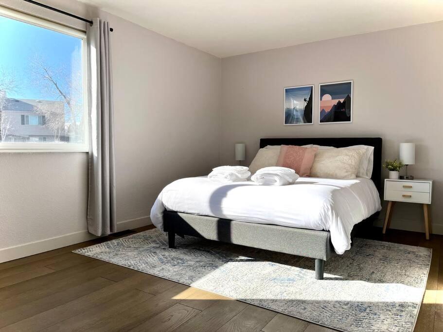 Bright Home - Huge Backyard 20 min - Denver & Boulder, photo 37