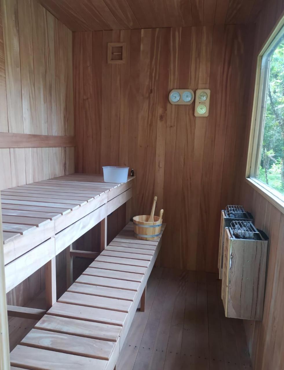 Mineral River Eco Caravan