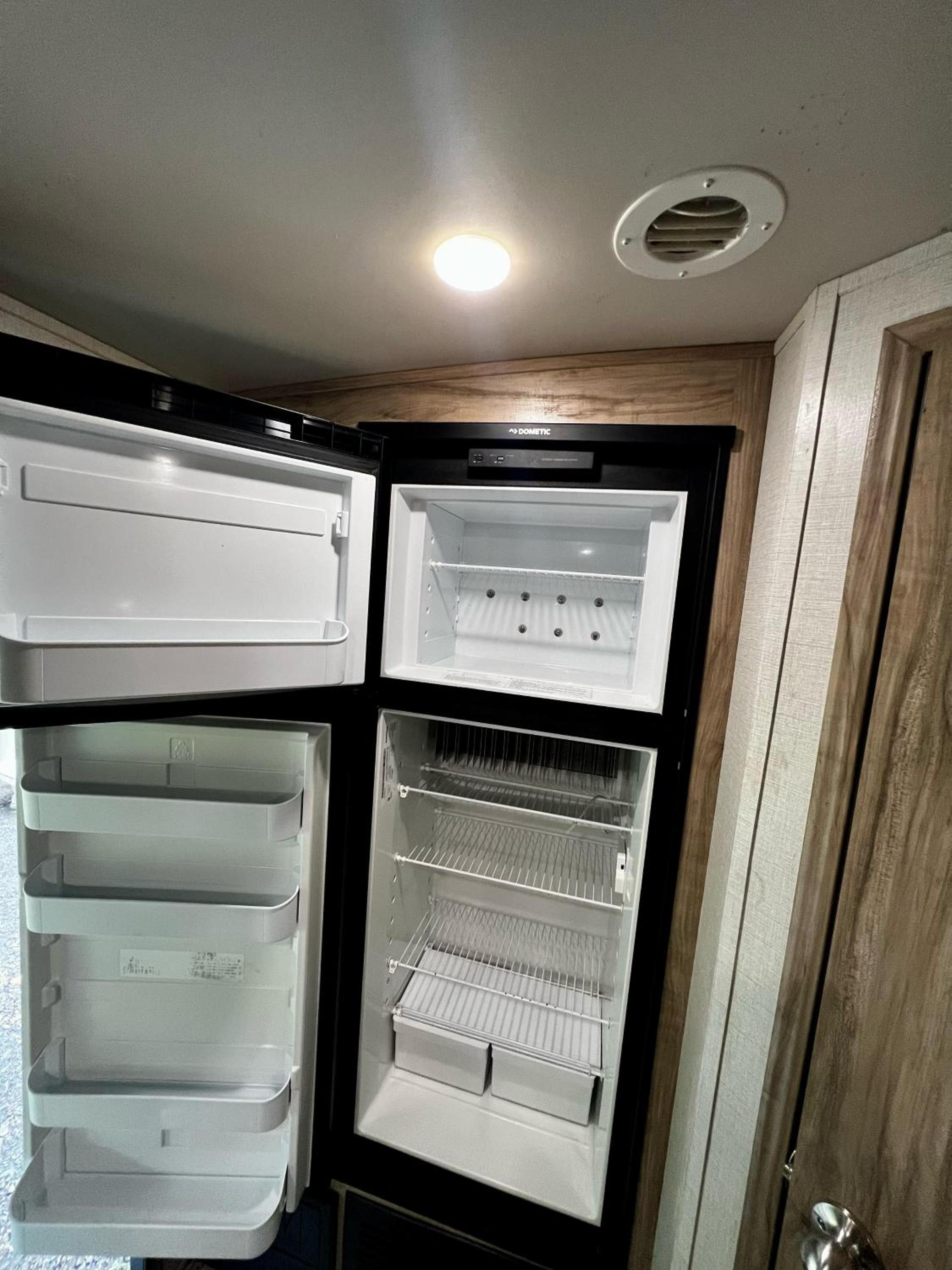 Mineral River Eco Caravan