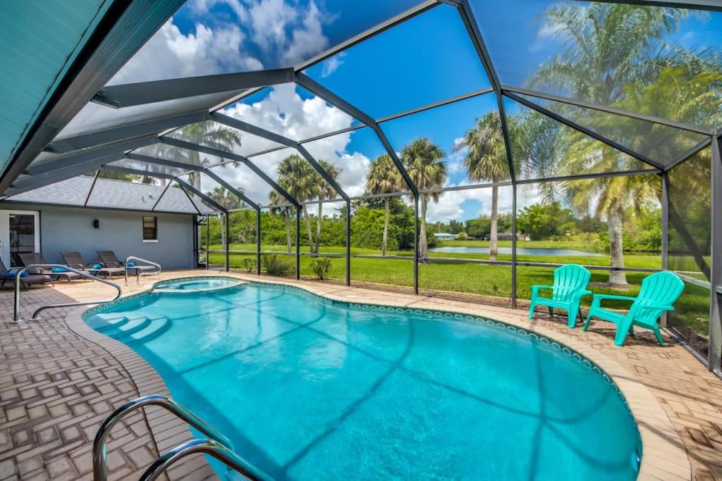 Villa Journey by CoralVilla - large pool quiet area view 5