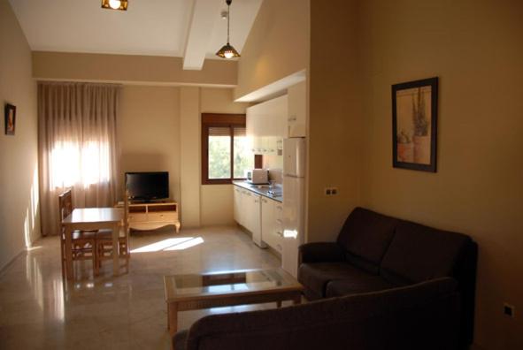 Apartamentos Turísticos La Castilleja