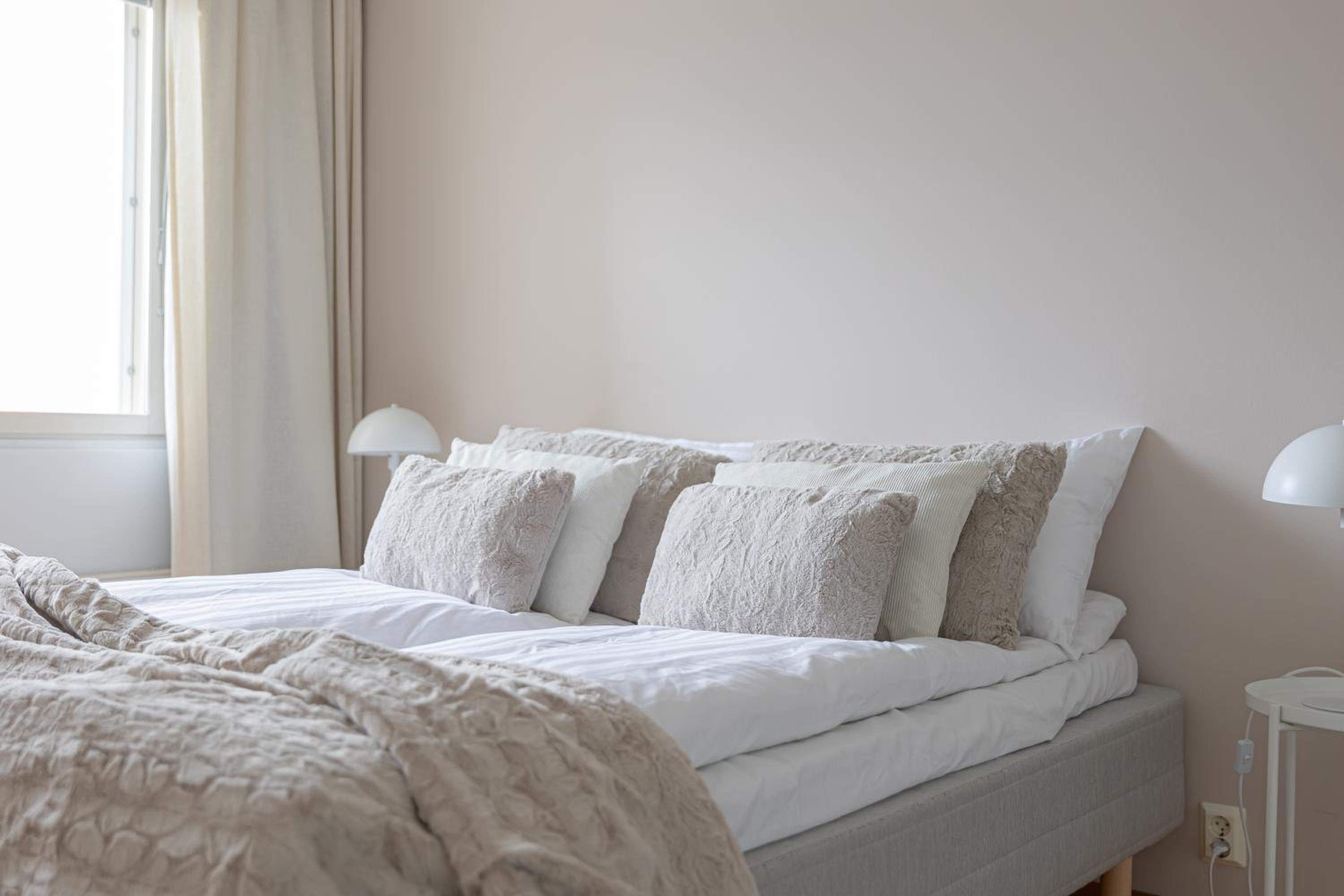 Riverside Suites by BookLapland