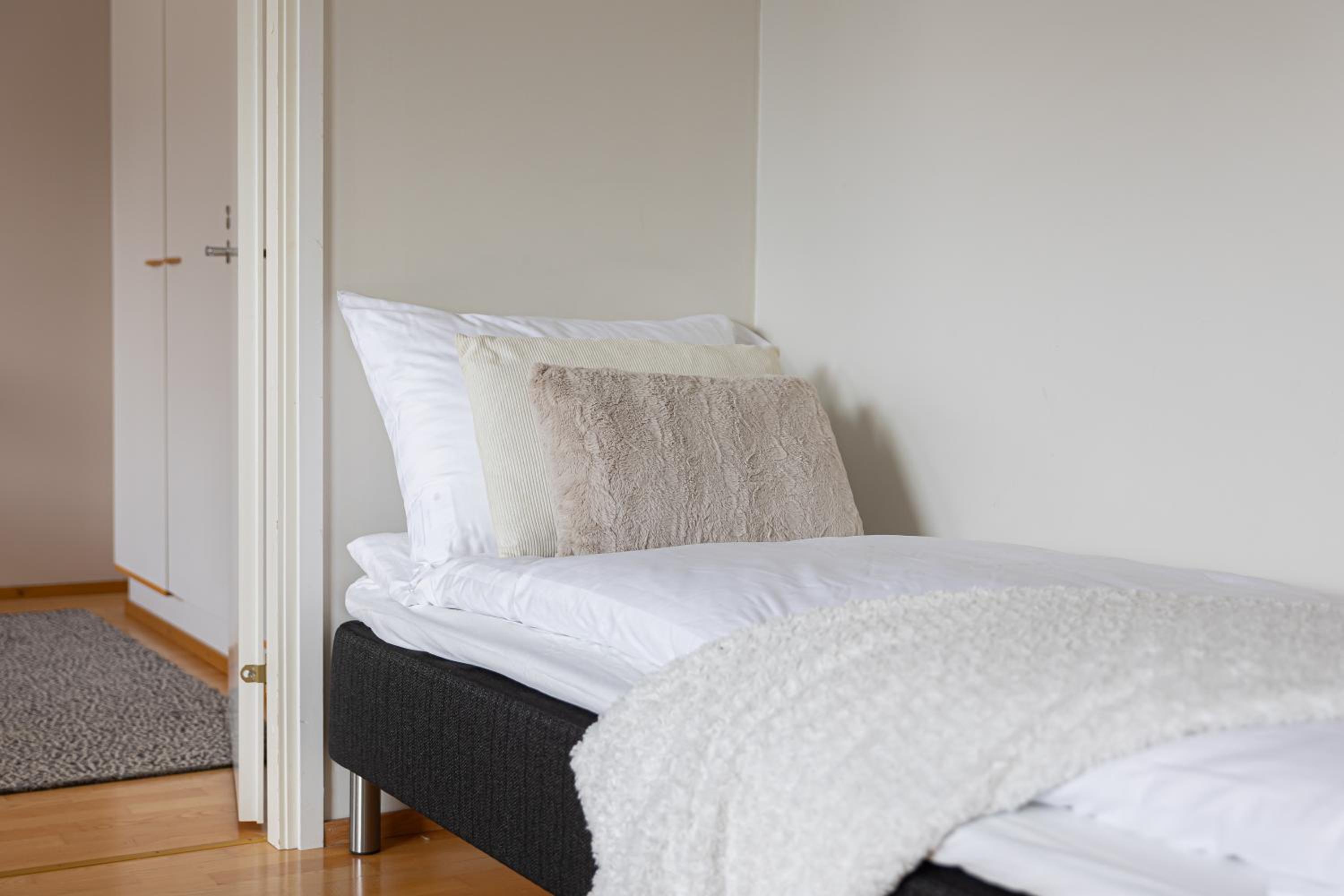 Riverside Suites by BookLapland