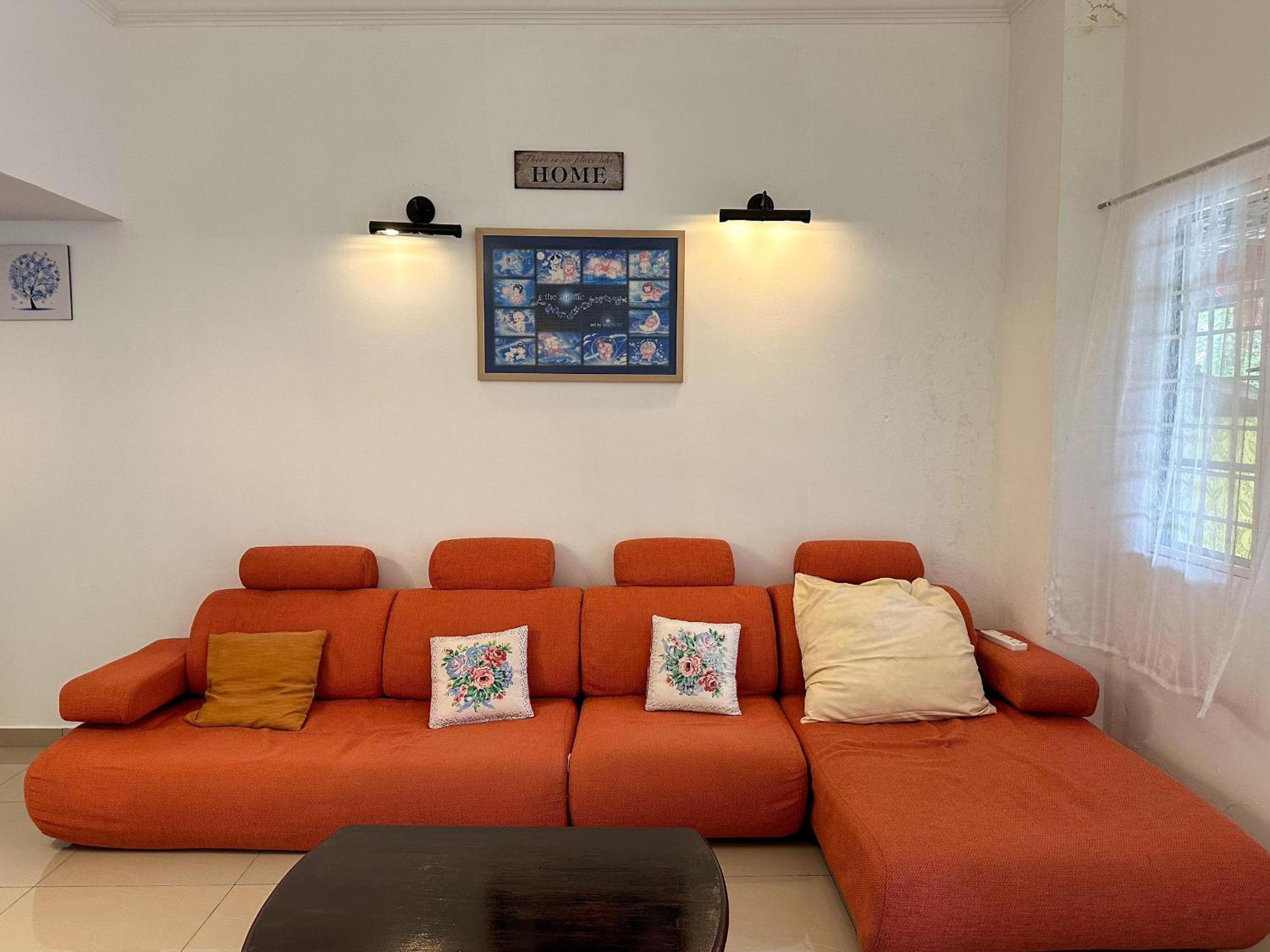Semi-D House With Pool Seremban 2 by Maison photo 8