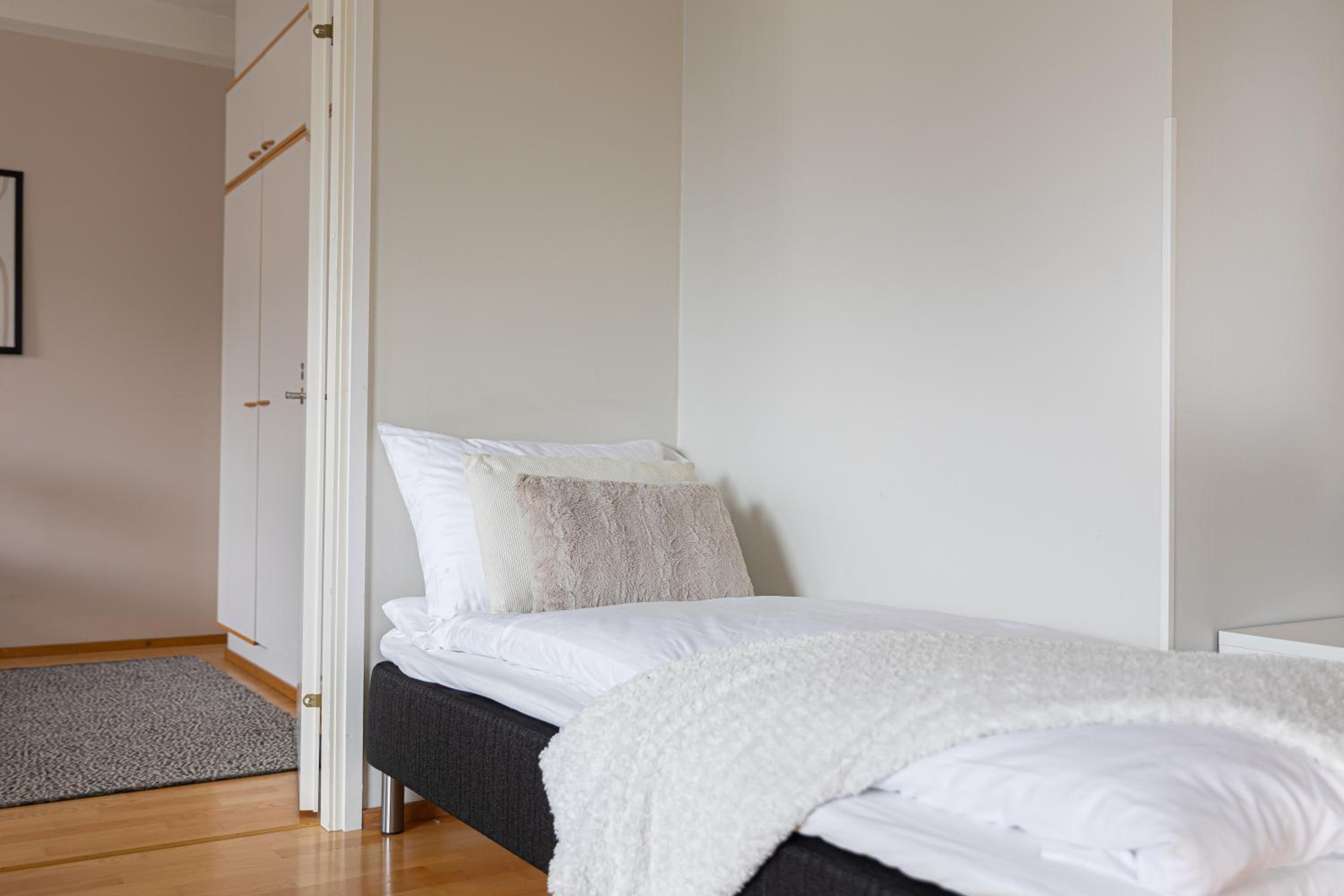 Riverside Suites by BookLapland