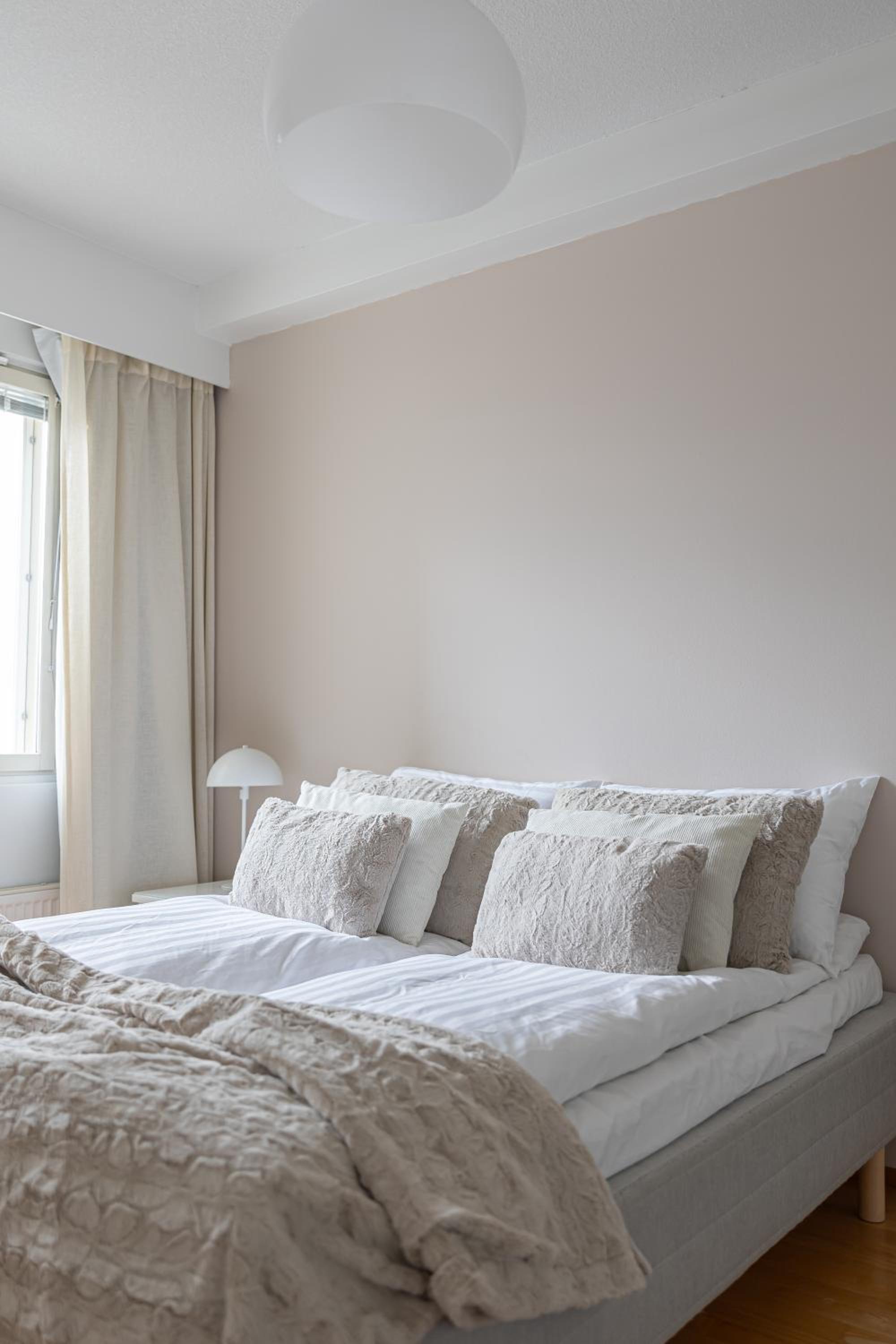 Riverside Suites by BookLapland