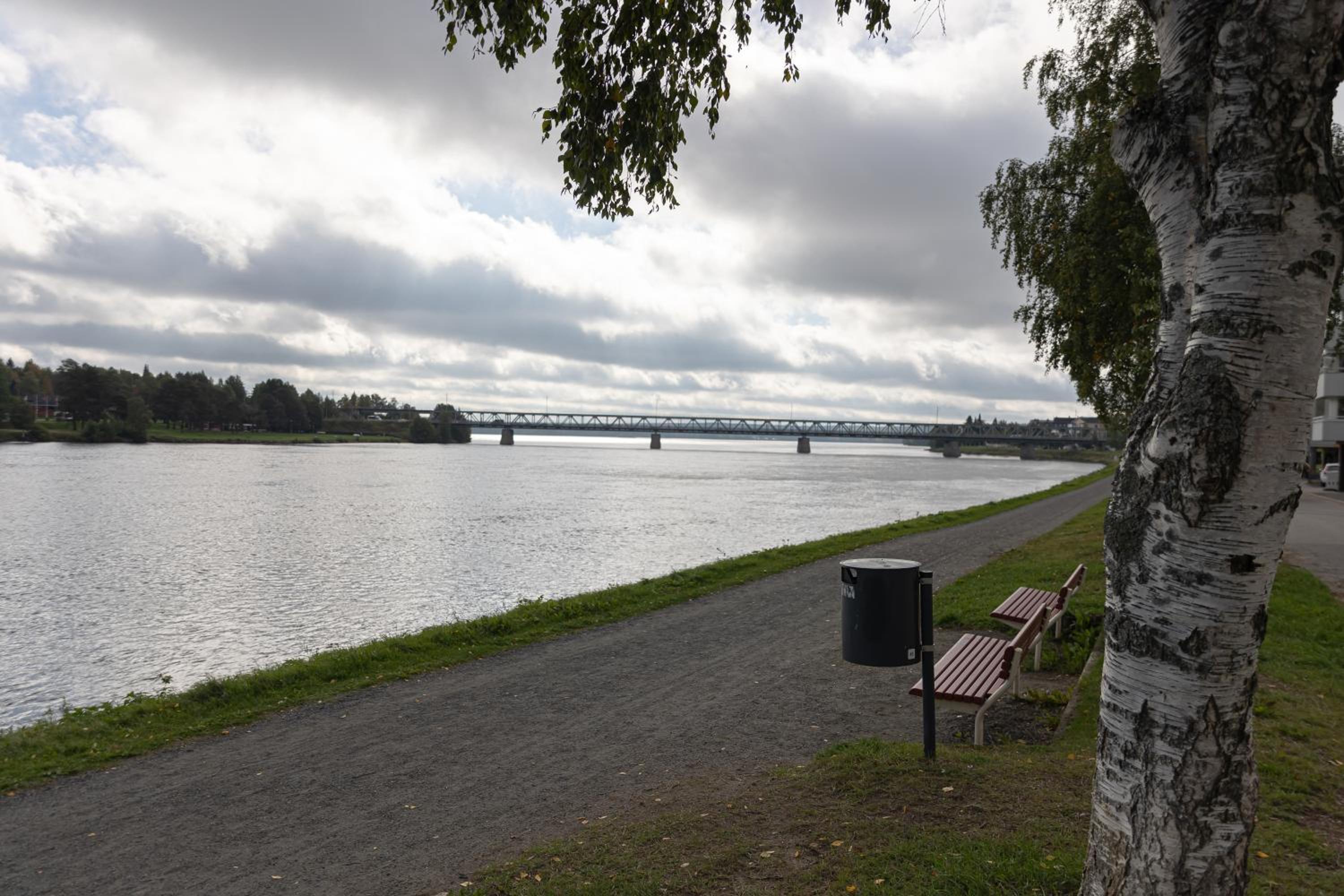 Riverside Suites by BookLapland