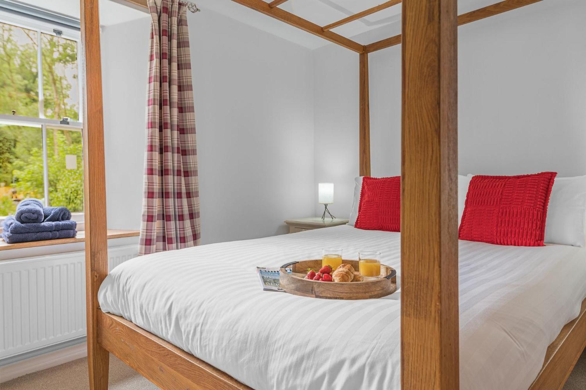 3 Dixon Ground, Coniston view 5