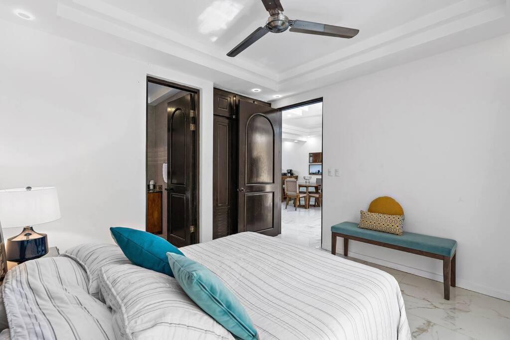 Gav10 Modern Pool Side Condo in Quiet Area of Tam