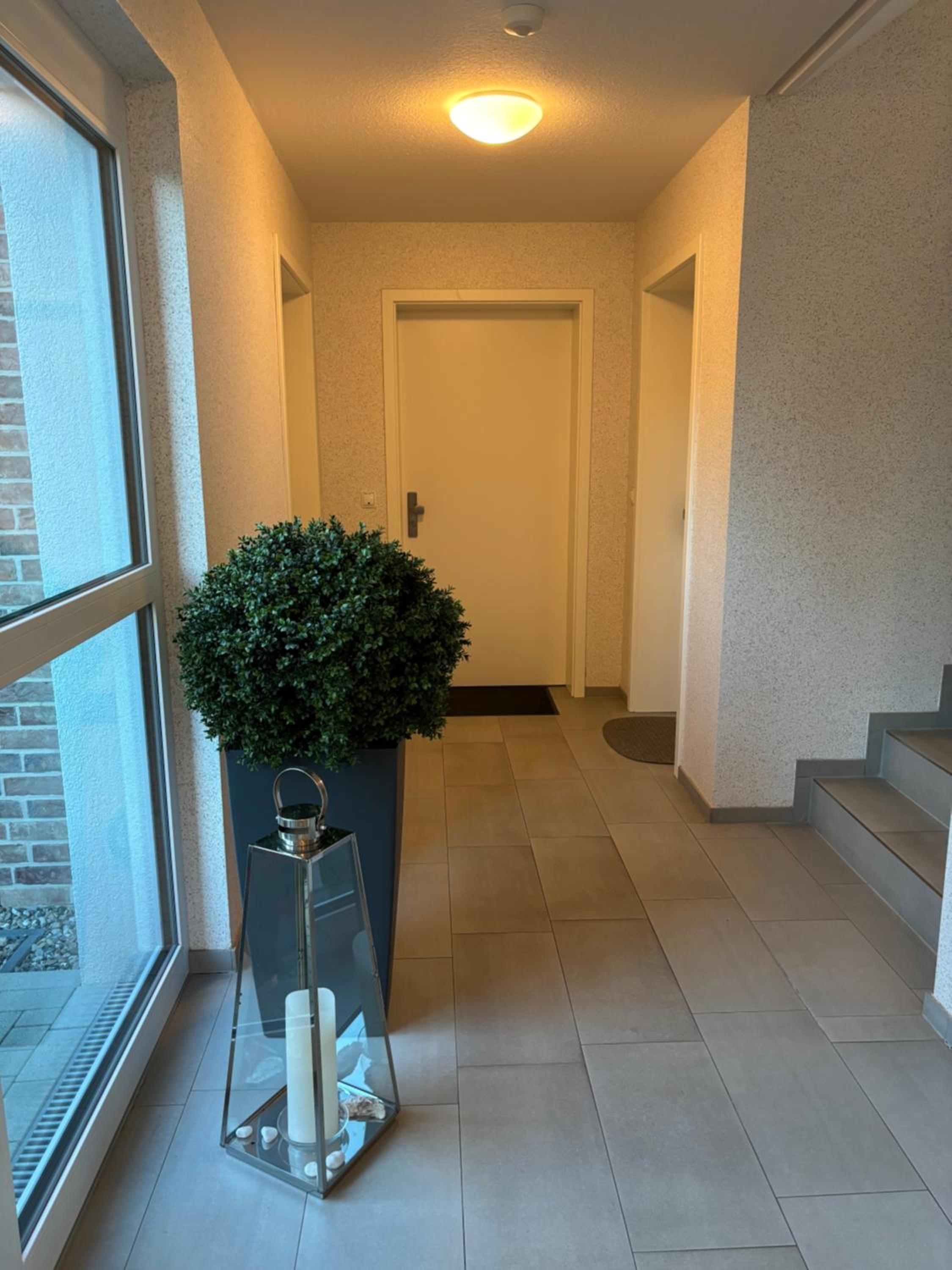 Kleine Auszeit -- inklusive Parkplatz & WiFi, Geschirrspüler, Waschmaschine & Terrasse mit Strandkorb -- Perfekt für Urlaub & Business view 2