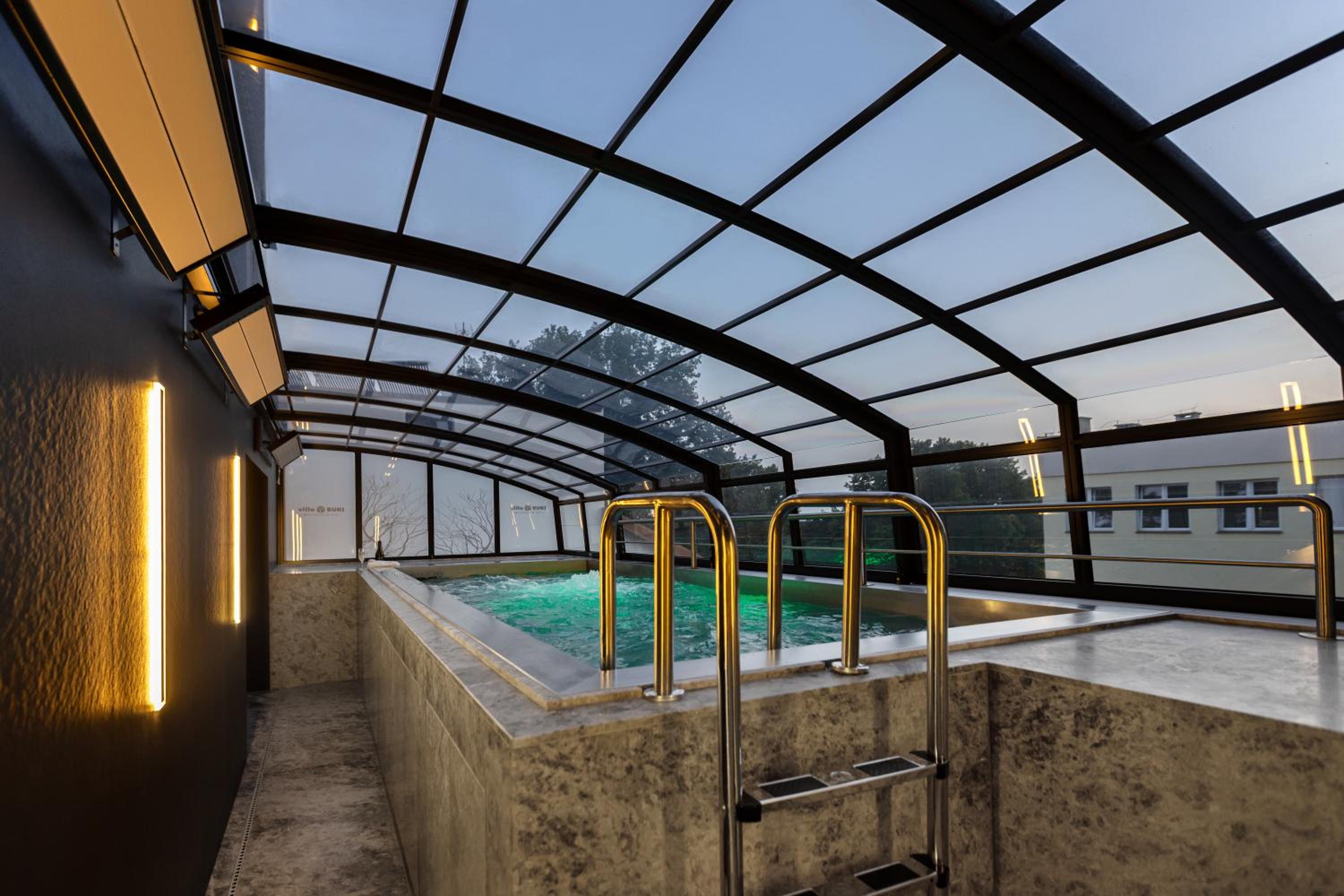 Villa Buki Pokoje & SPA