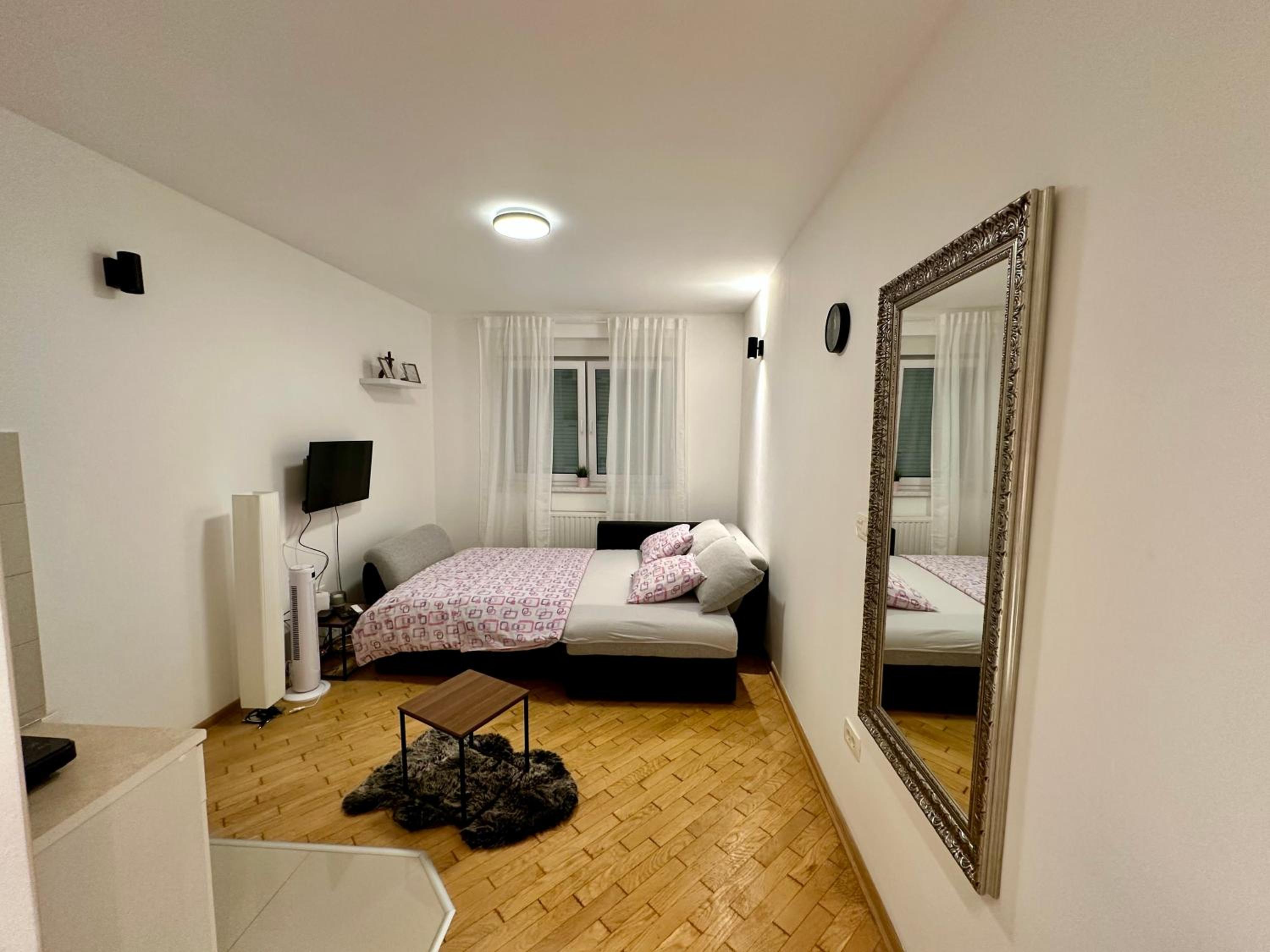 Studio Apartman Centar 2