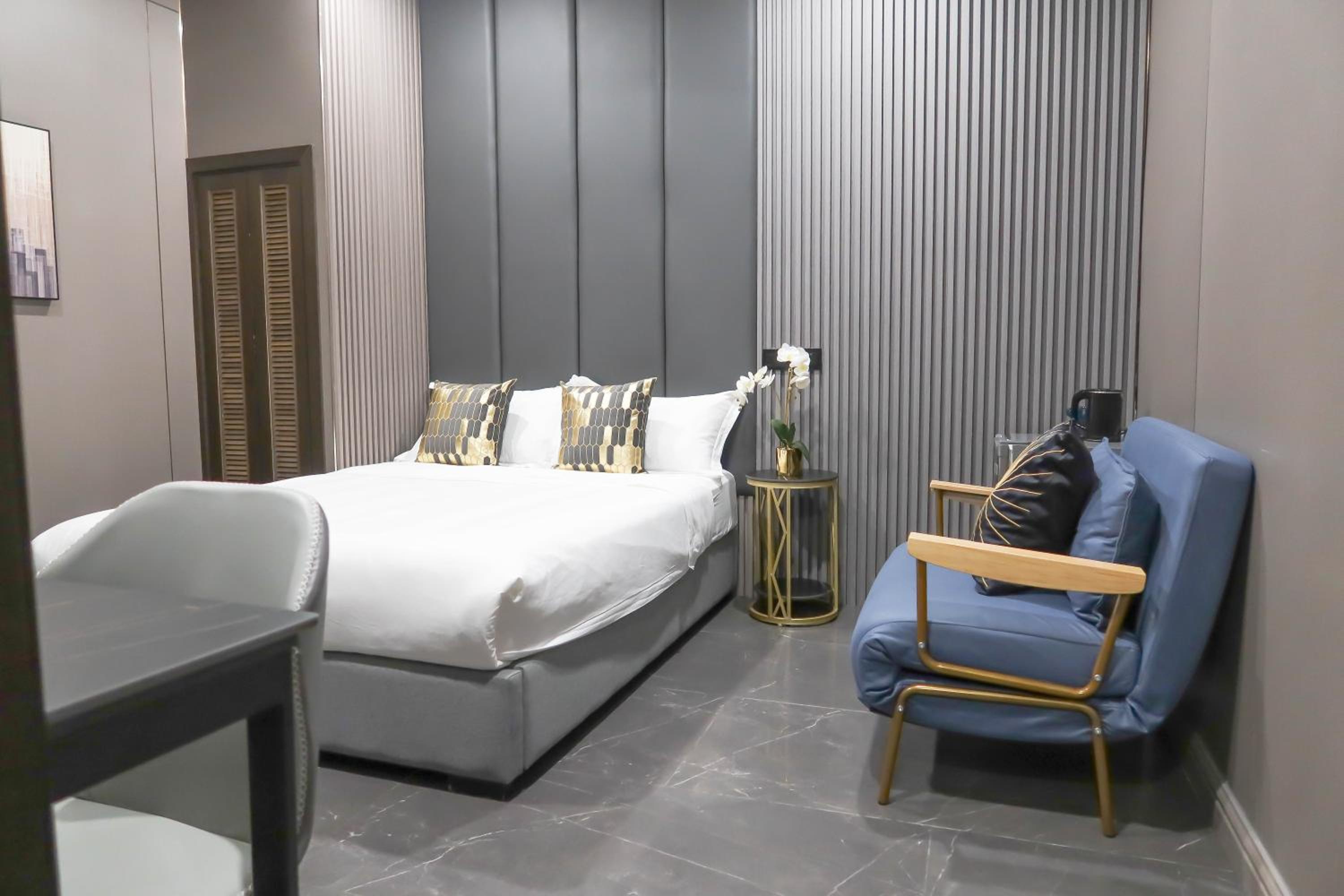 R Residences