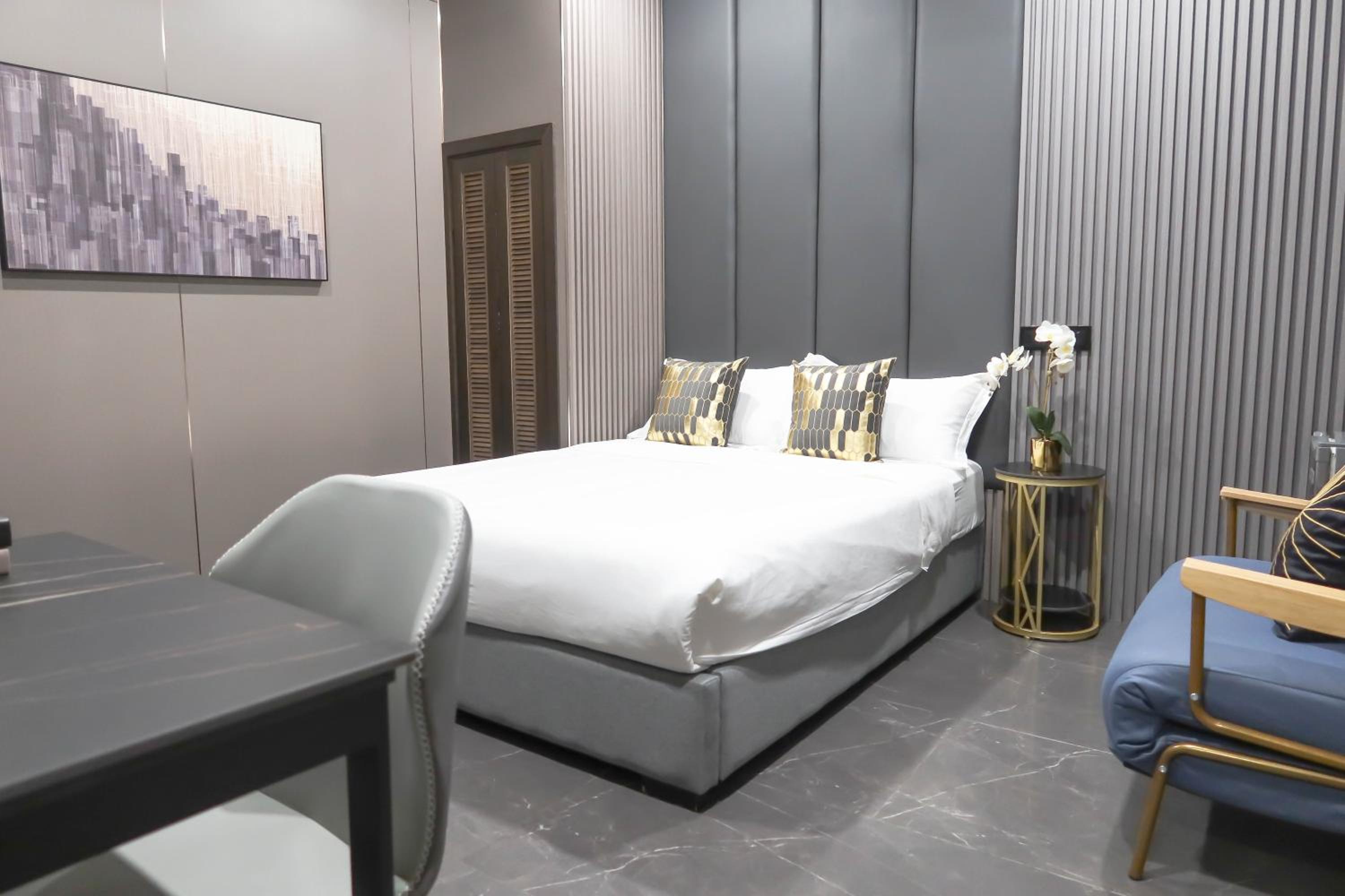 R Residences