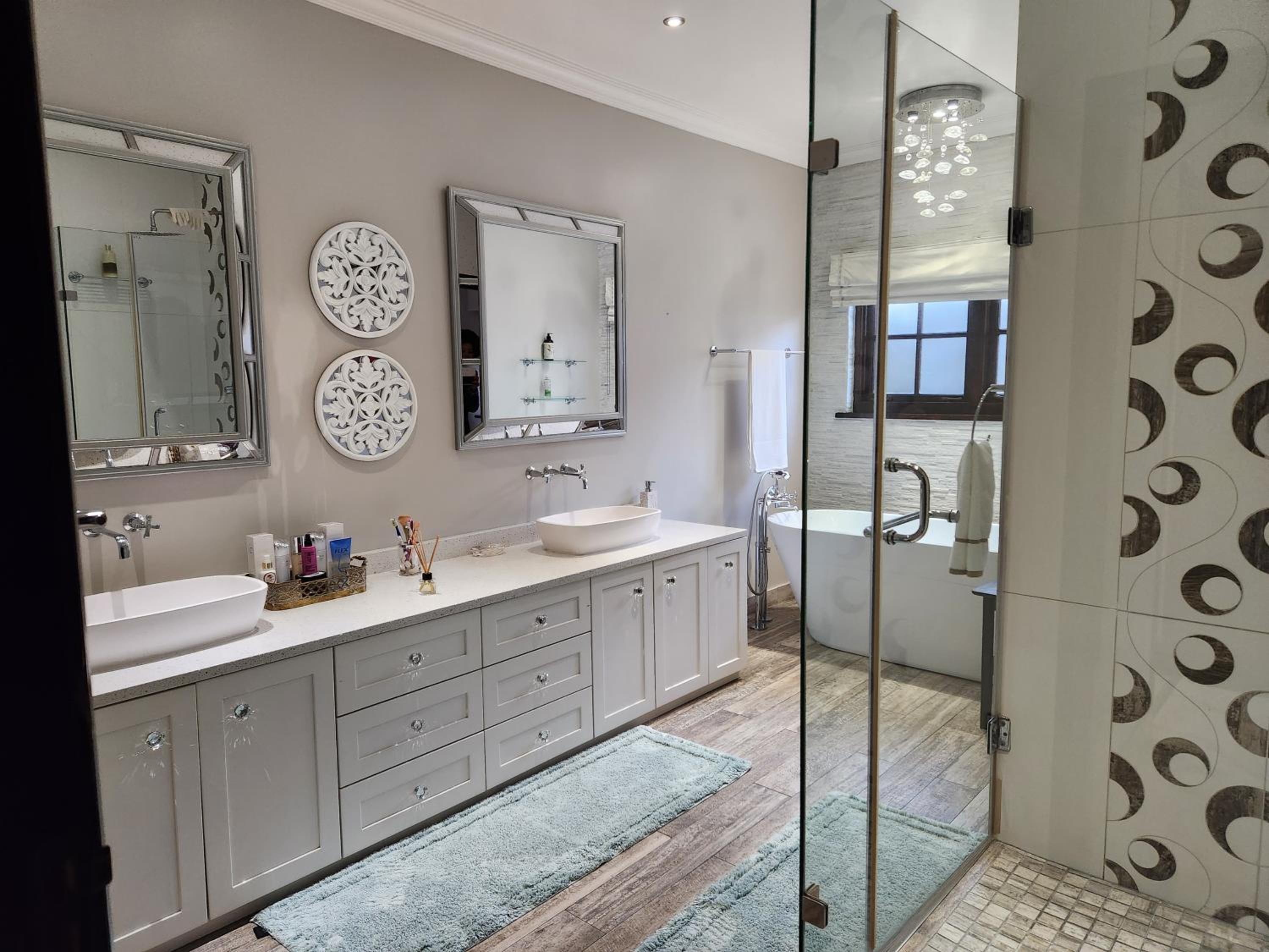 Mount Grand Boutique - 110 Mount Street