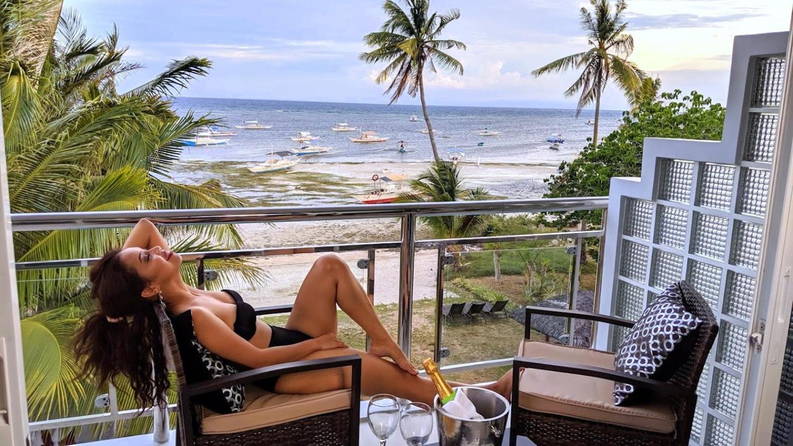 Bohol South Beach Hotel
