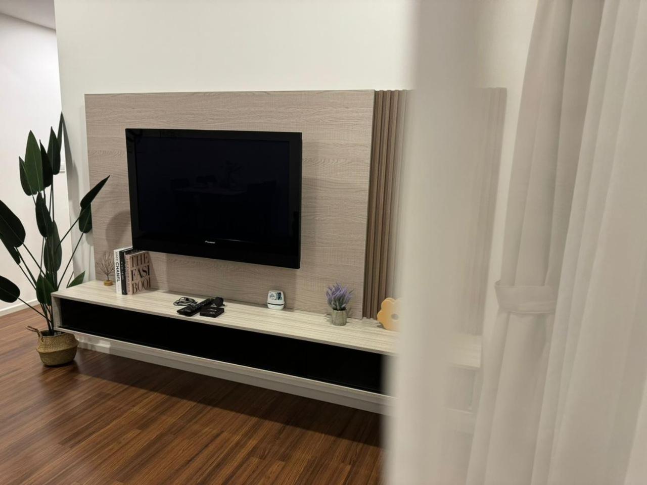 Una Serviced Apartment, Jalan Peel by Rverse Suite