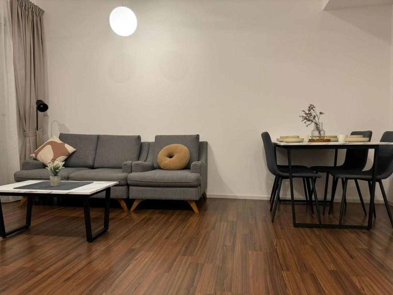 Una Serviced Apartment, Jalan Peel by Rverse Suite