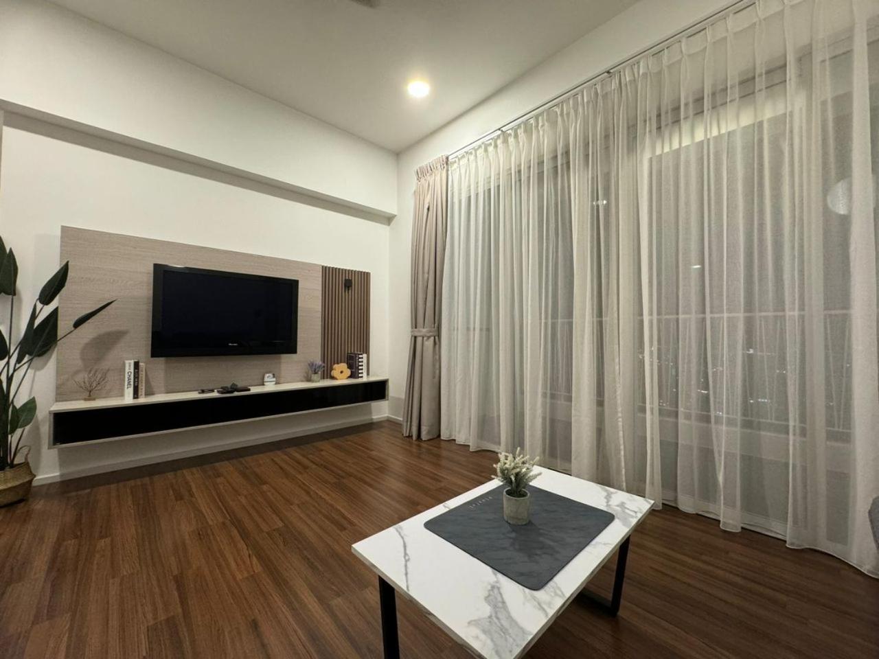 Una Serviced Apartment, Jalan Peel by Rverse Suite