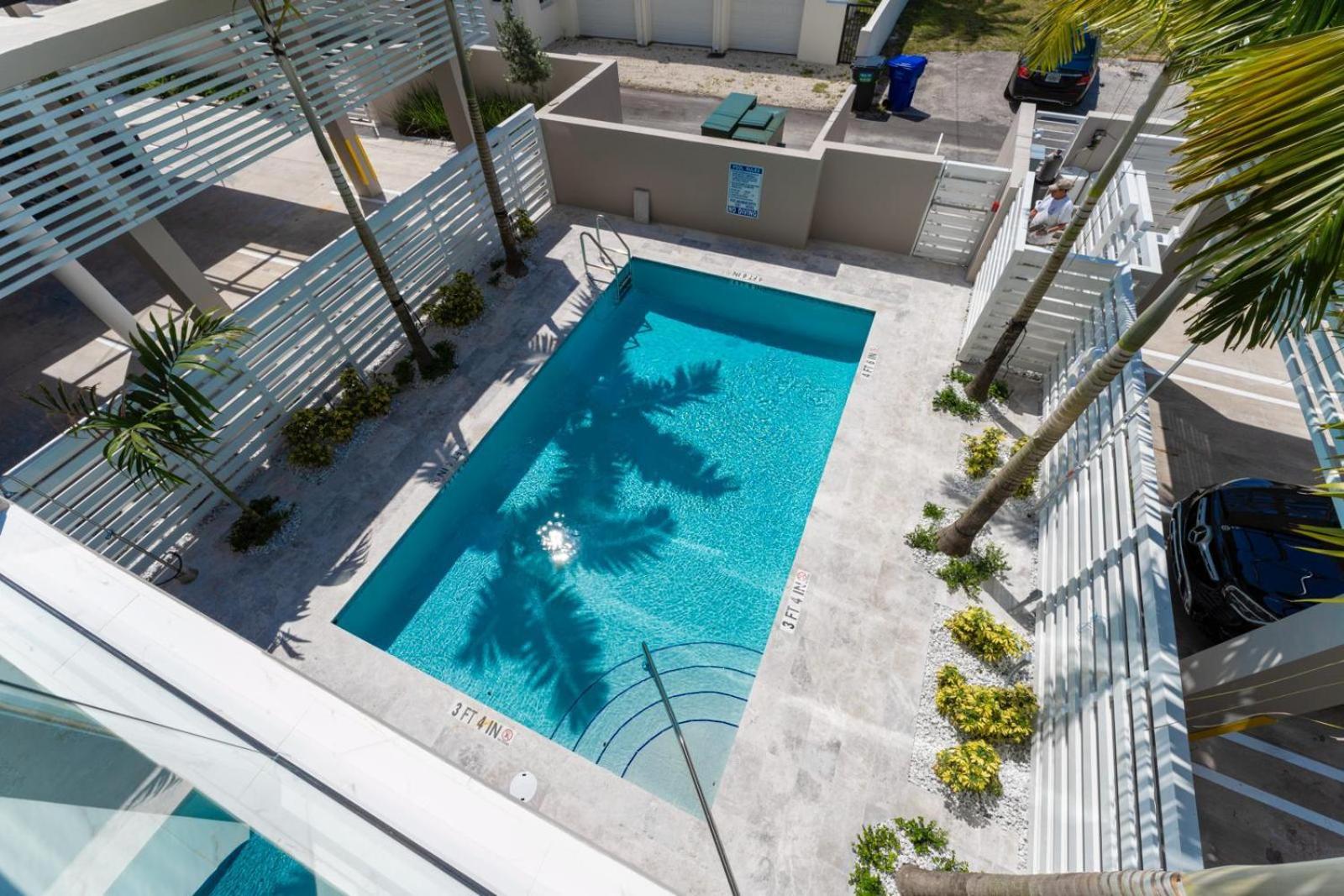 Lux 3BR City-View Retreat in Hollywood, 5th Floor