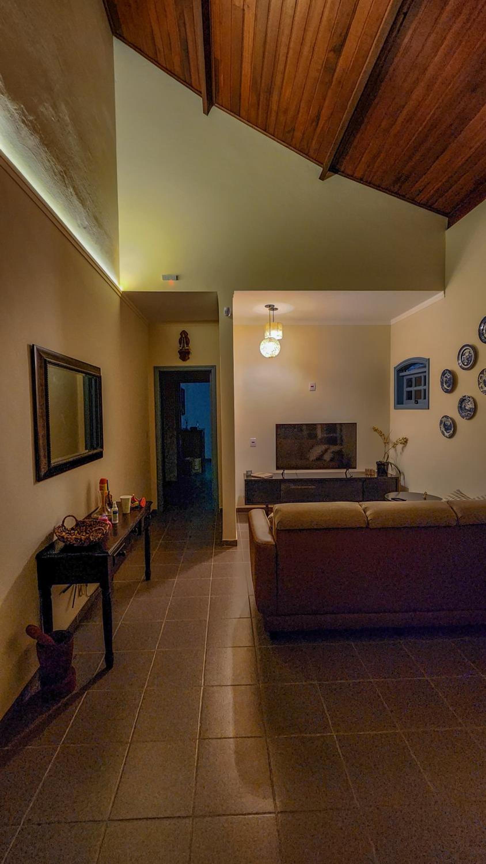 ACASA DO JOAQ U I M, varanda e spa com vista incrível, ar condicionado e roupa de cama e banho entre Porto Feliz, Boituva e Tietê