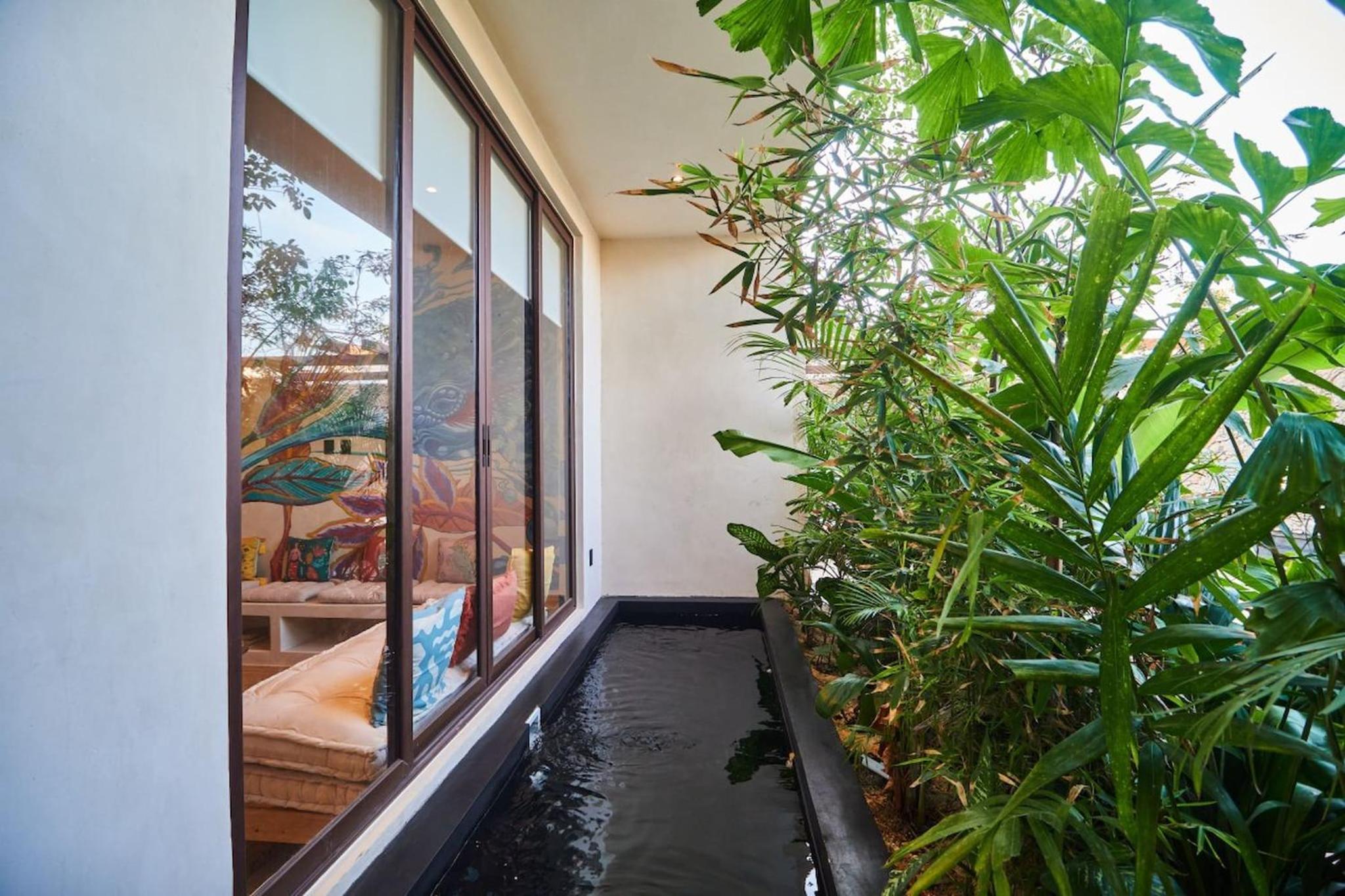 Allegro Private Pools Comfort and Privacy view 4