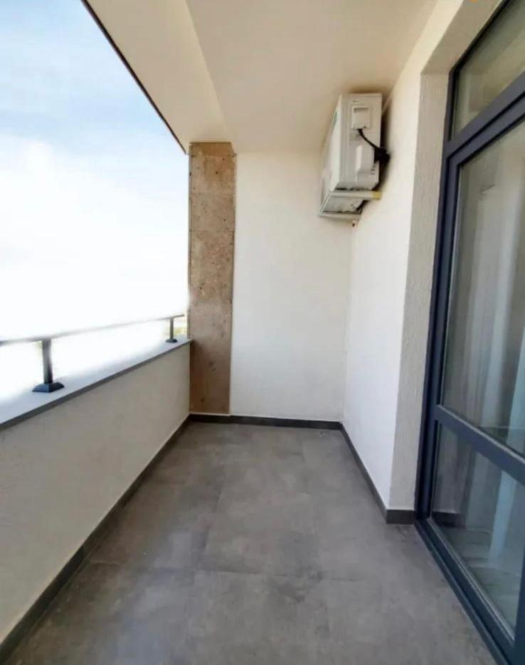Apartment in Yerevan on Arghutyan Street,Komitas