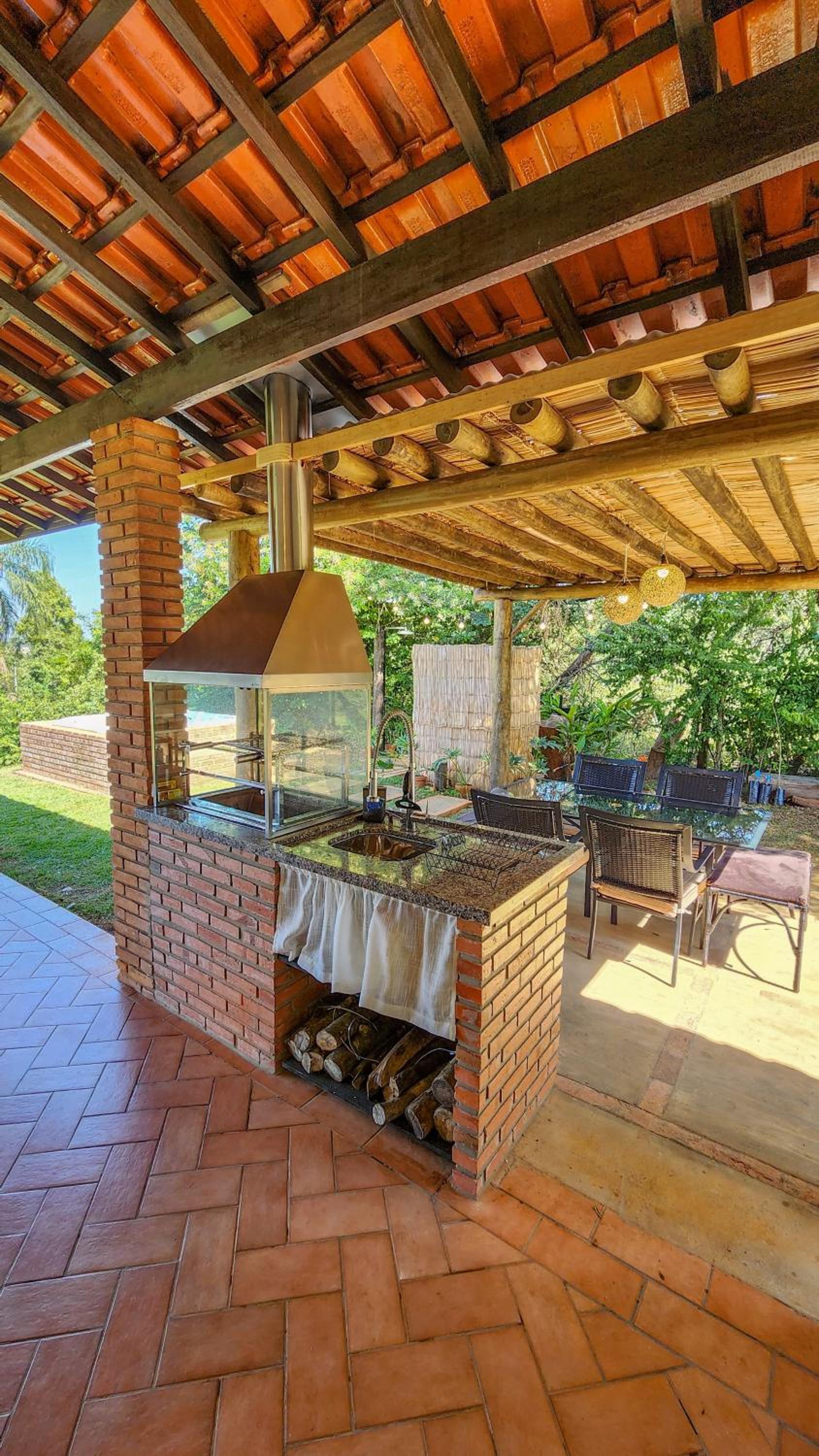 ACASA DO JOAQ U I M, varanda e spa com vista incrível, ar condicionado e roupa de cama e banho entre Porto Feliz, Boituva e Tietê