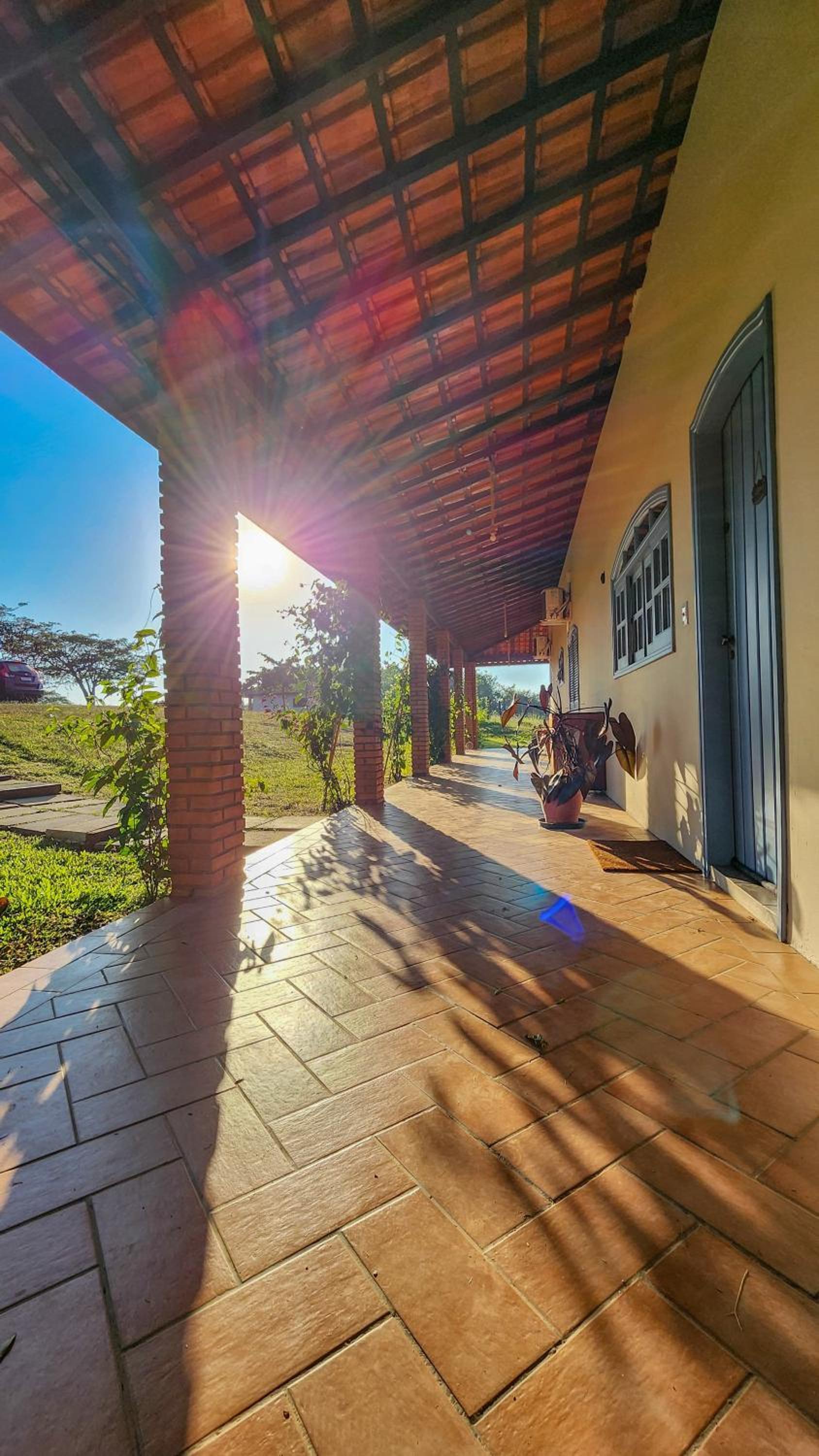 ACASA DO JOAQ U I M, varanda e spa com vista incrível, ar condicionado e roupa de cama e banho entre Porto Feliz, Boituva e Tietê