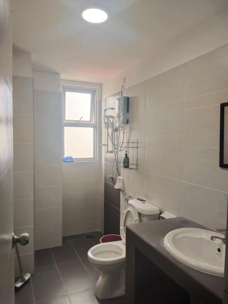 1010 Homestay at MKH Avenue, Kajang Town photo 3
