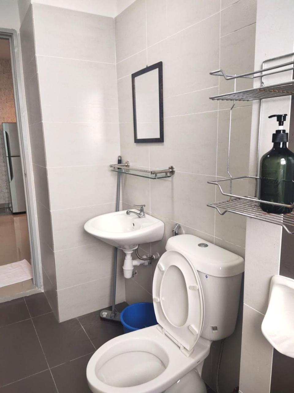 1010 Homestay at MKH Avenue, Kajang Town photo 4