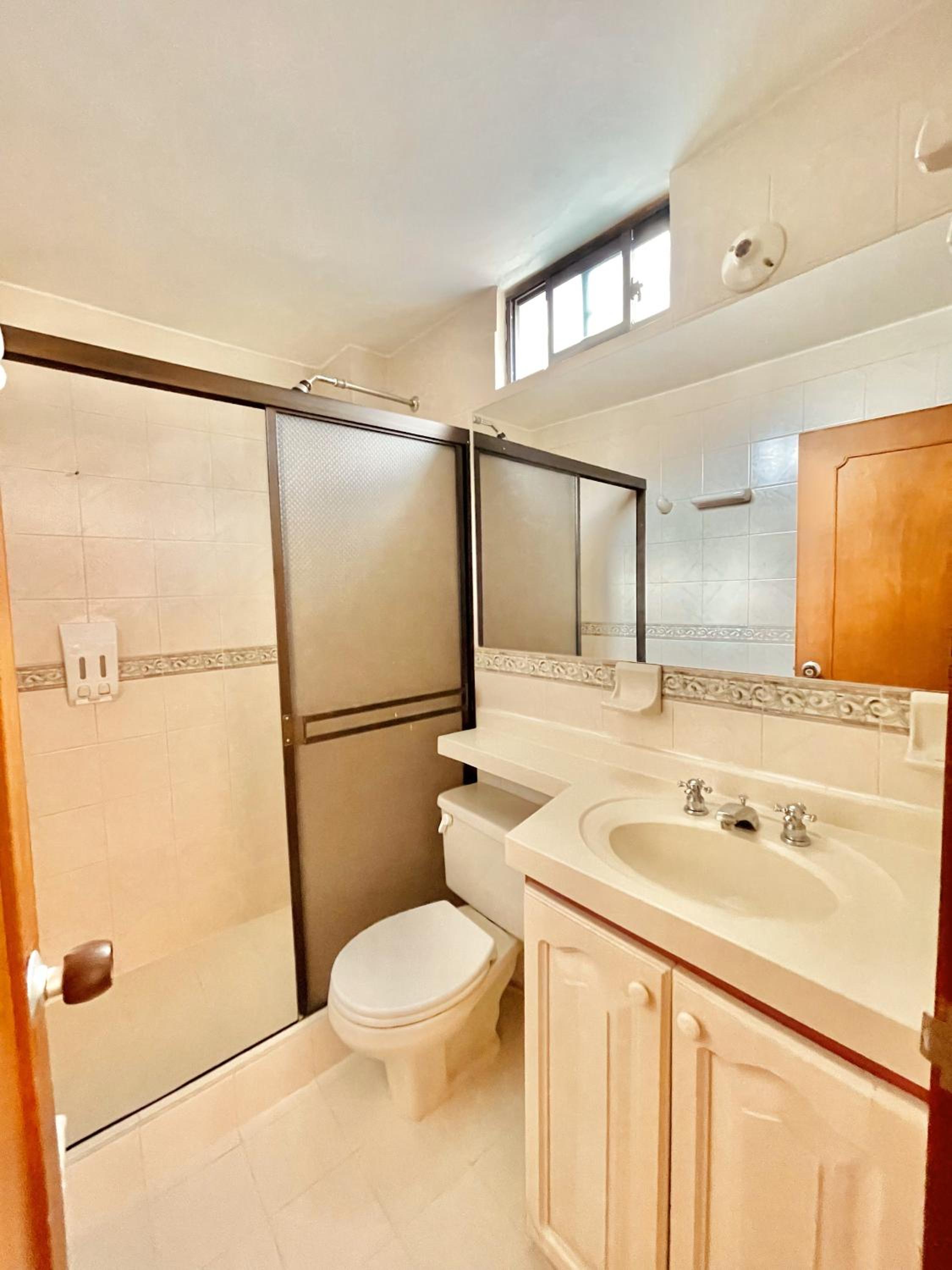 Apartamento en centro histórico con parqueadero