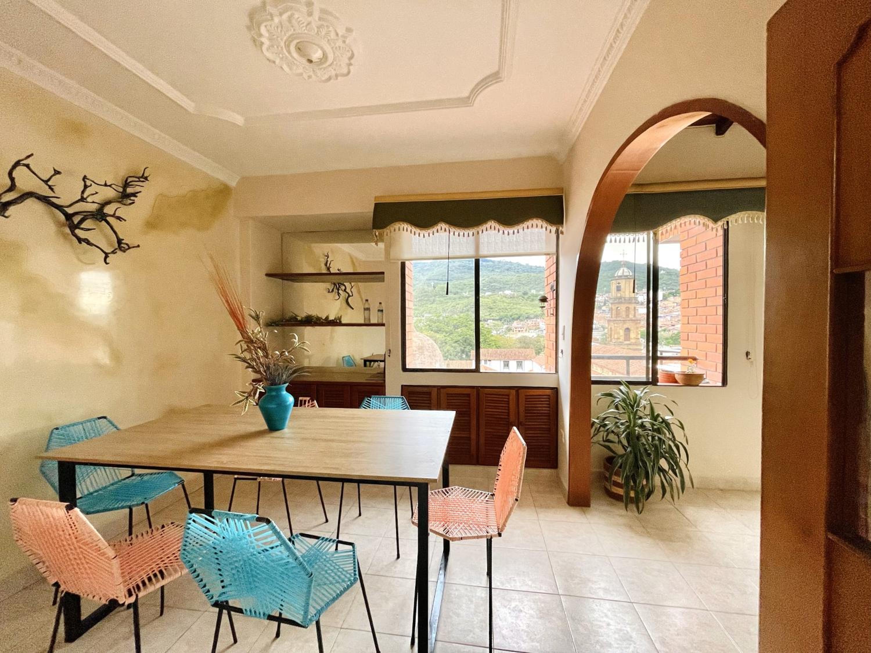 Apartamento en centro histórico con parqueadero