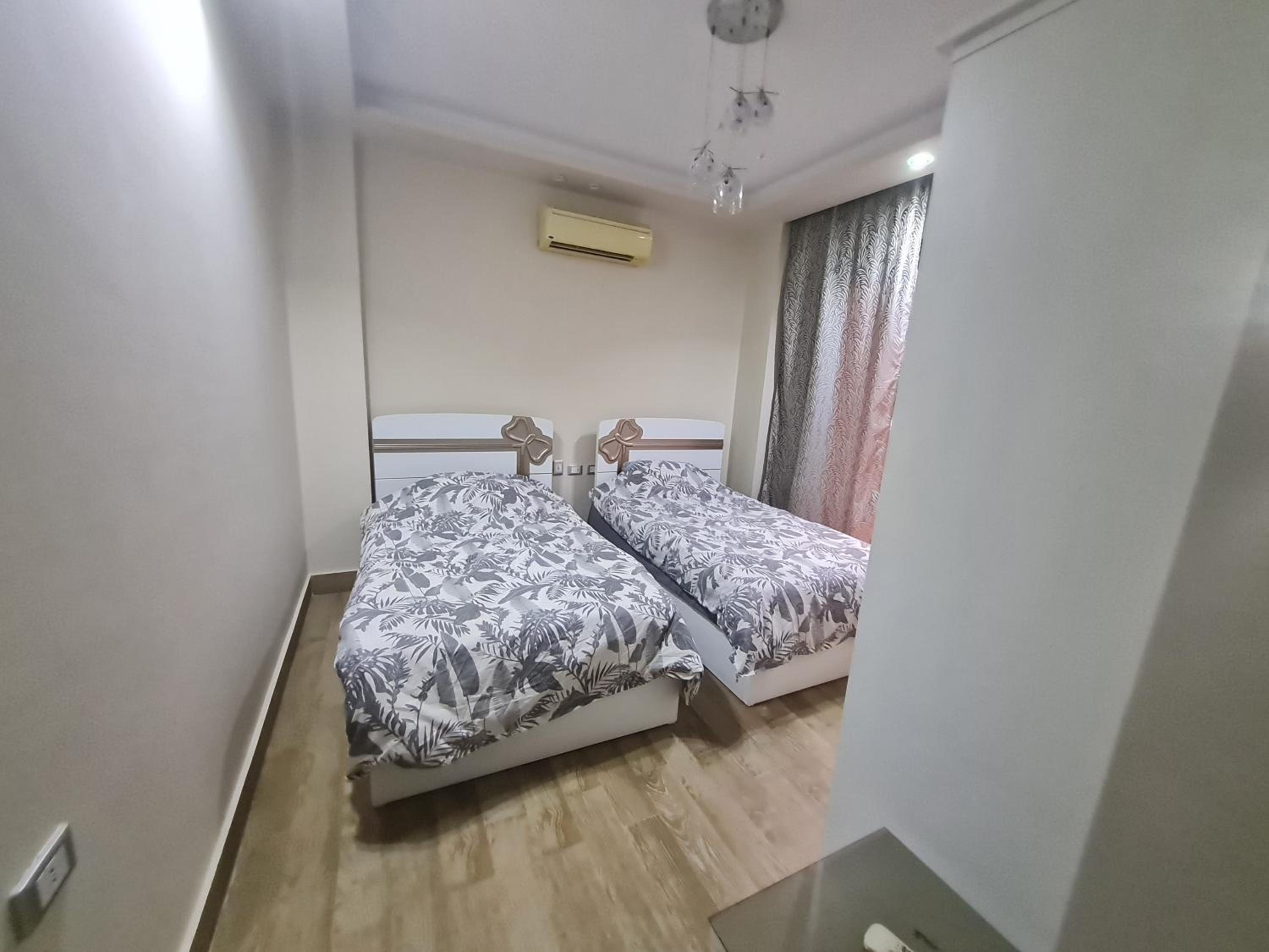 Shared City Stay at Midtown Compound next to the AUC University