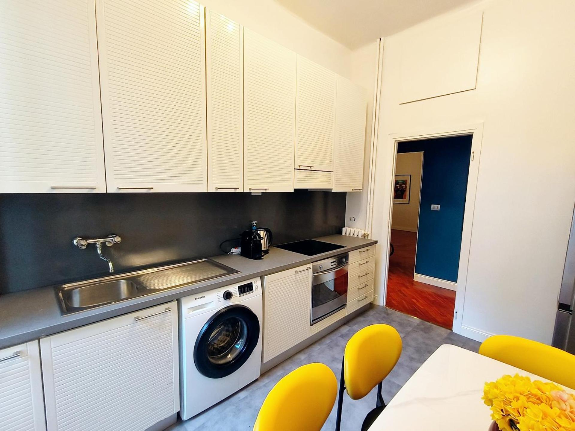 CityLife & Fiera Milano Apartment with AC, WiFi, Metro M1 and Airport link