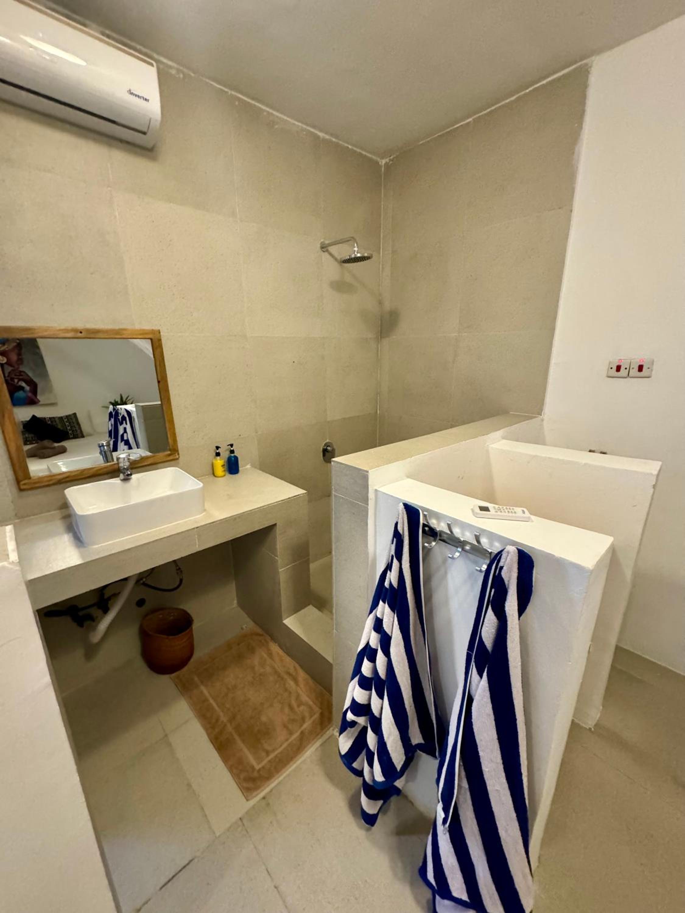 Photo 36
