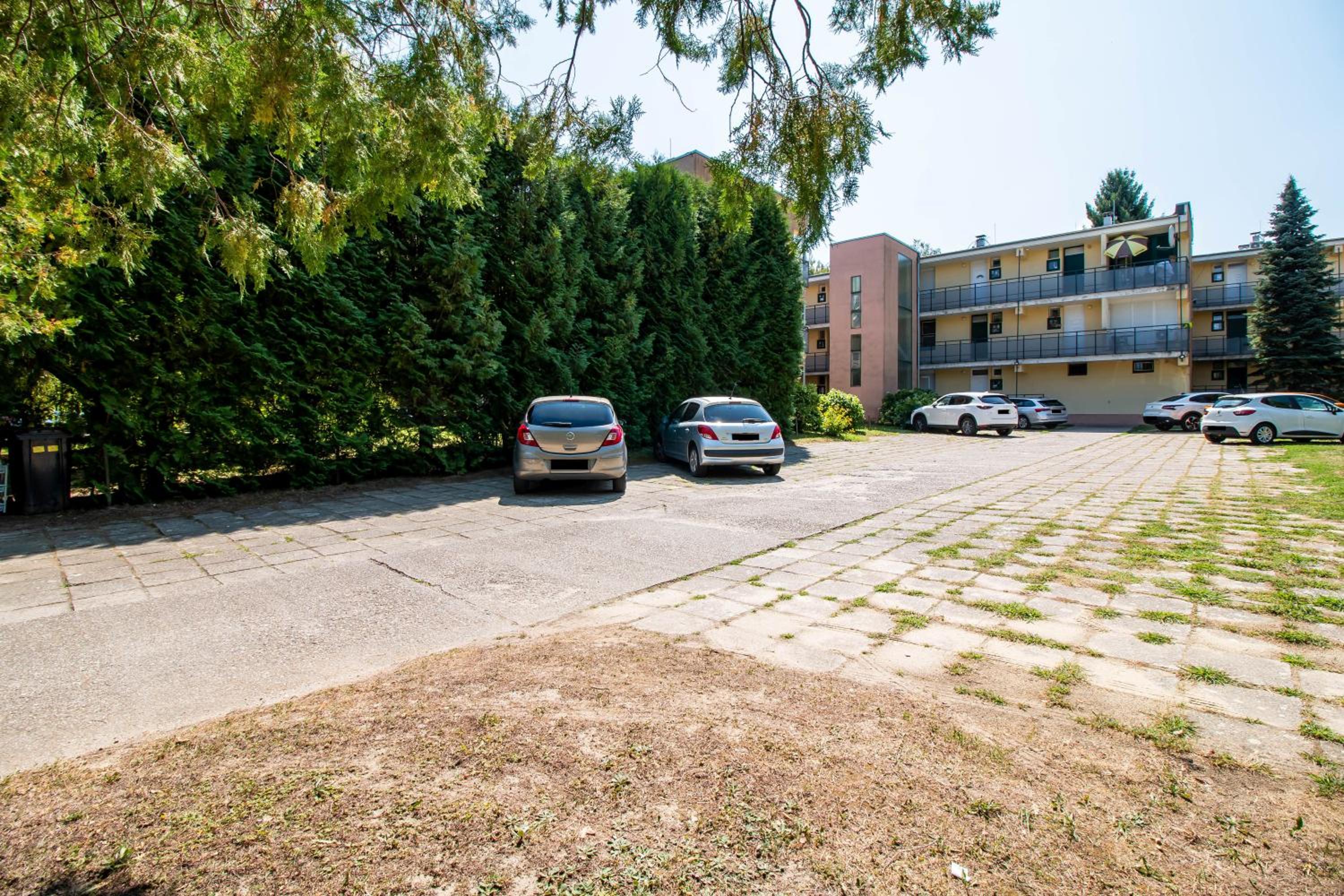 Regina Apartman