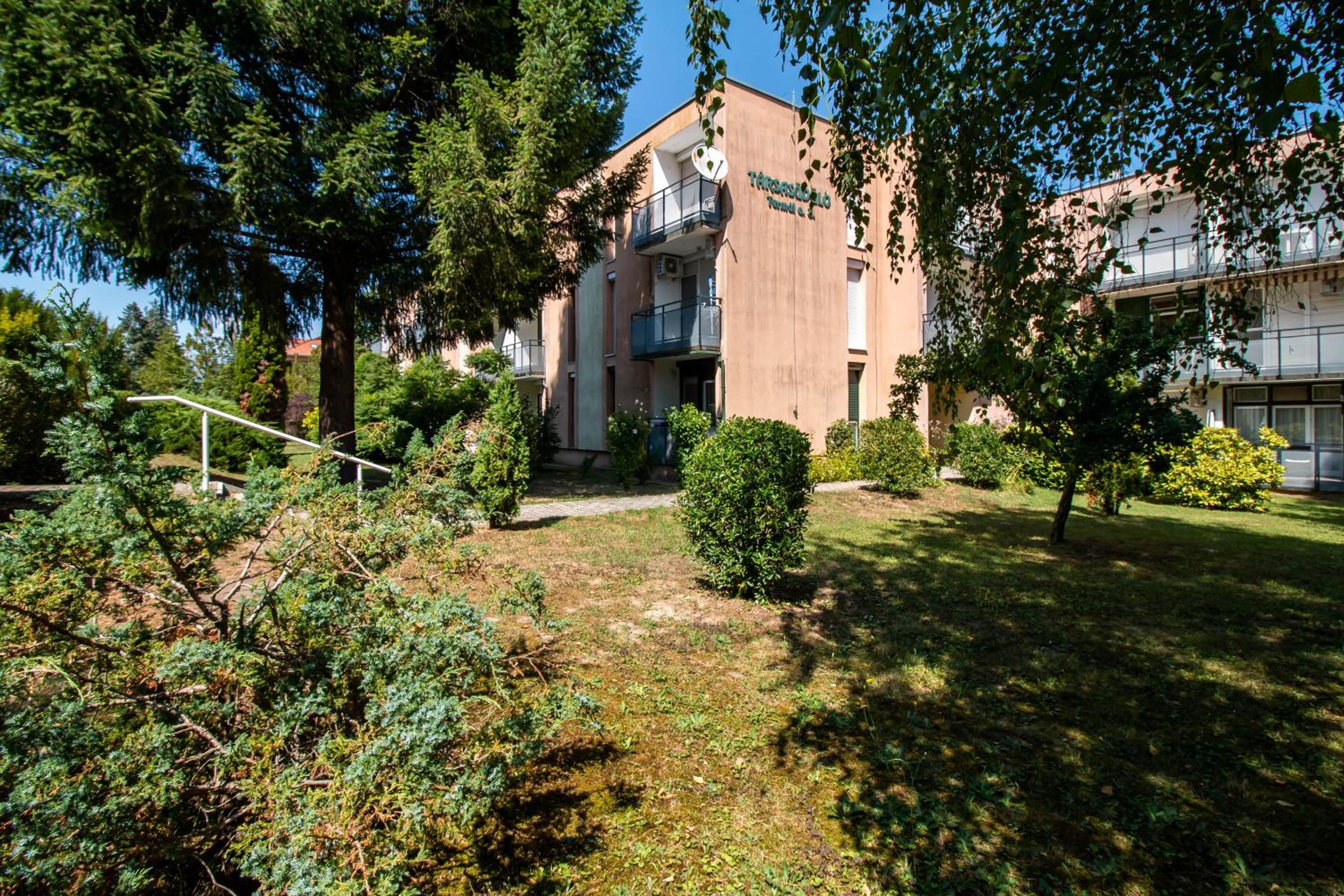 Regina Apartman